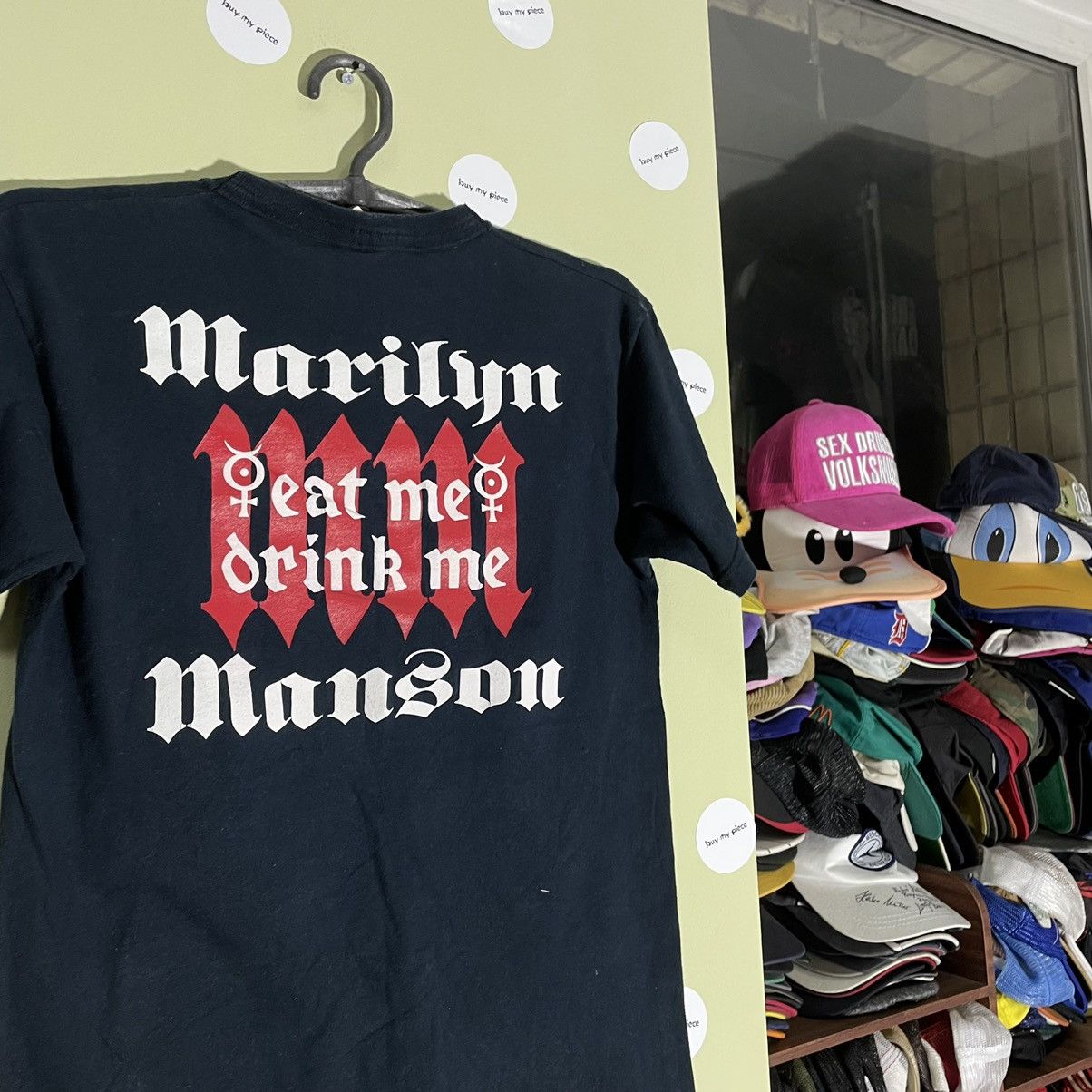 Vintage Vintage Y2K Marilyn Manson Band Tee Graphic Streetwear S Size US S / EU 44-46 / 1 - 1 Thumbnail