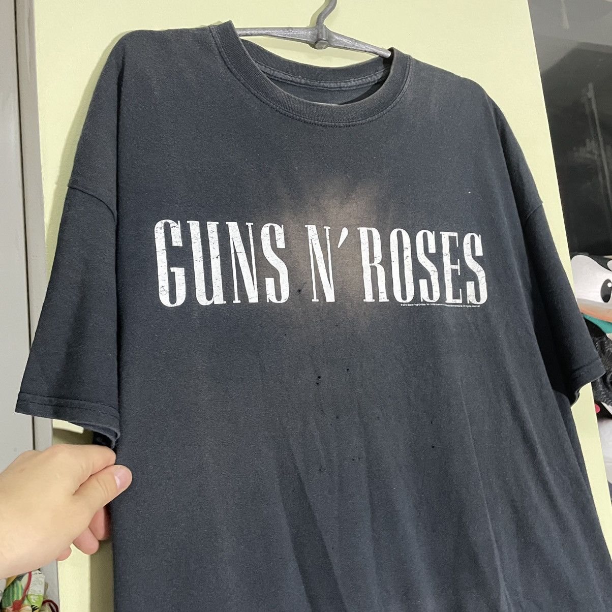 Vintage Vintage Guns N Roses Band Tee Sun Faded Graphic Tee Slim XL Size US XL / EU 56 / 4 - 5 Thumbnail