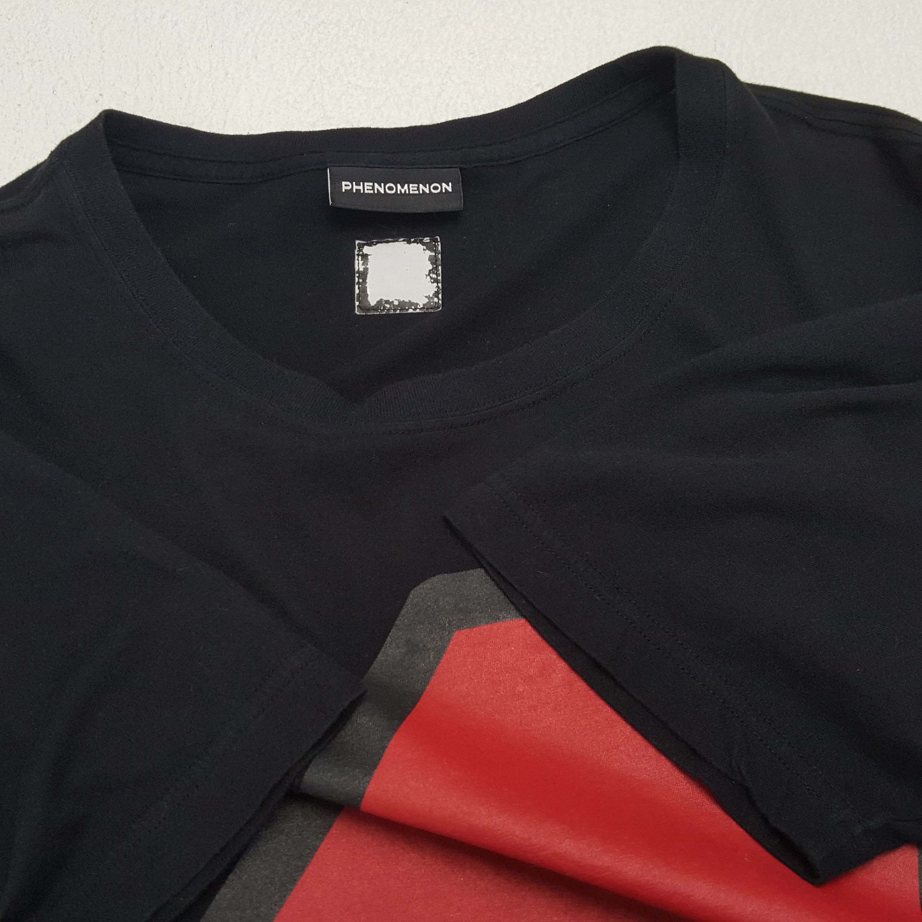 Japanese Brand × PHENOMENON × Vintage Vintage PHENOMENON Japanese Brand T-Shirts Size US L / EU 52-54 / 3 - 5 Thumbnail
