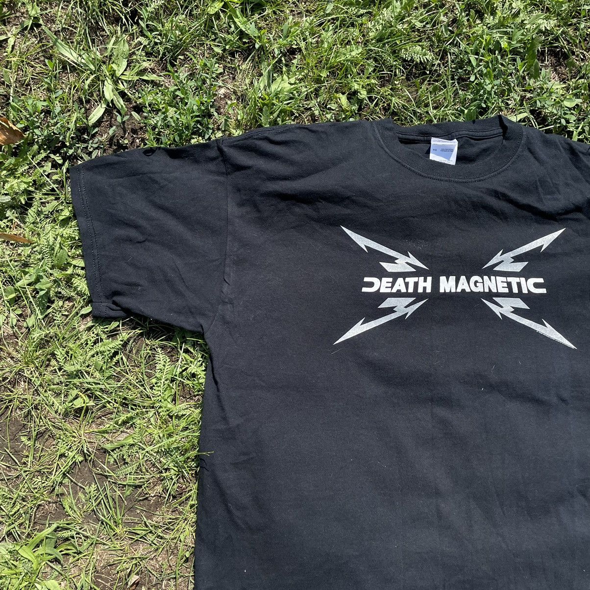 Vintage Vintage Y2K Death Magnetic Graphic Tee Grunge Punk Baggy XL Size US XL / EU 56 / 4 - 2 Thumbnail