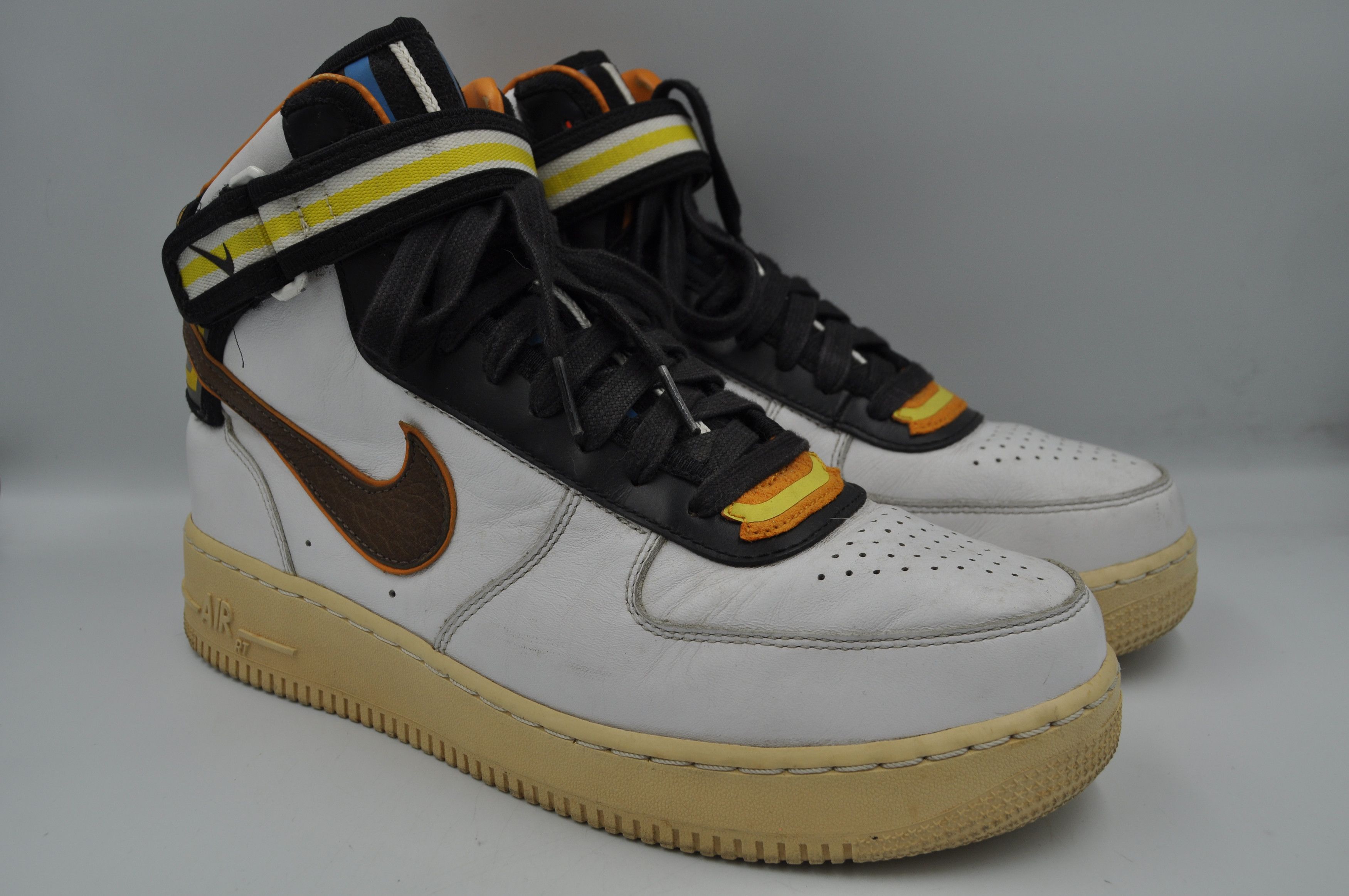 Nike × Riccardo Tisci Nike - Riccardo Tisci - 2014 - Air Force 1 Mid SP RT Size US 9.5 / EU 42-43 - 1 Thumbnail