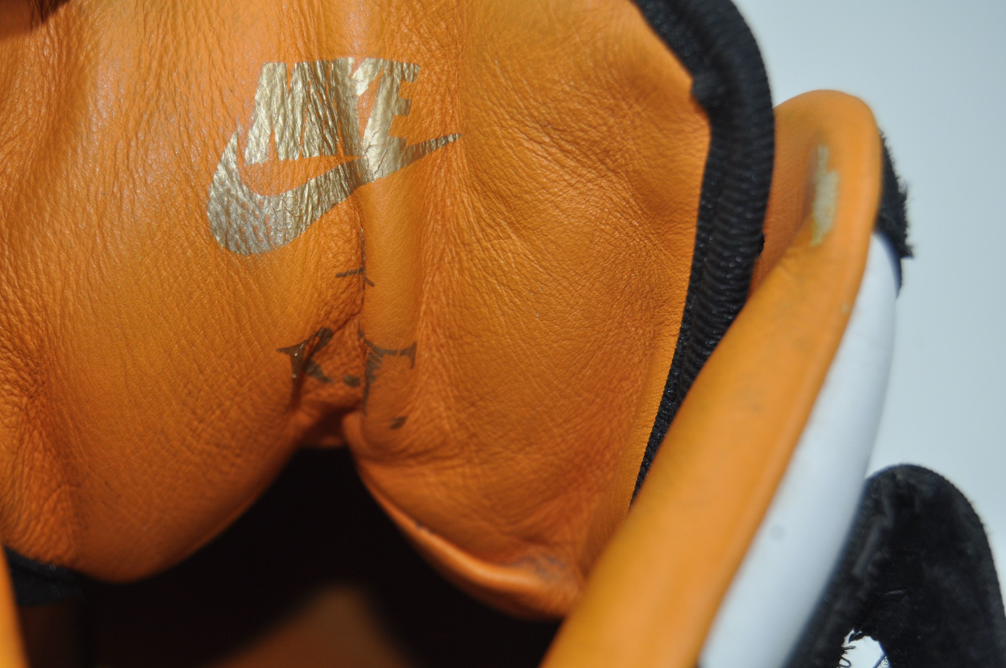 Nike × Riccardo Tisci Nike - Riccardo Tisci - 2014 - Air Force 1 Mid SP RT Size US 9.5 / EU 42-43 - 6 Thumbnail