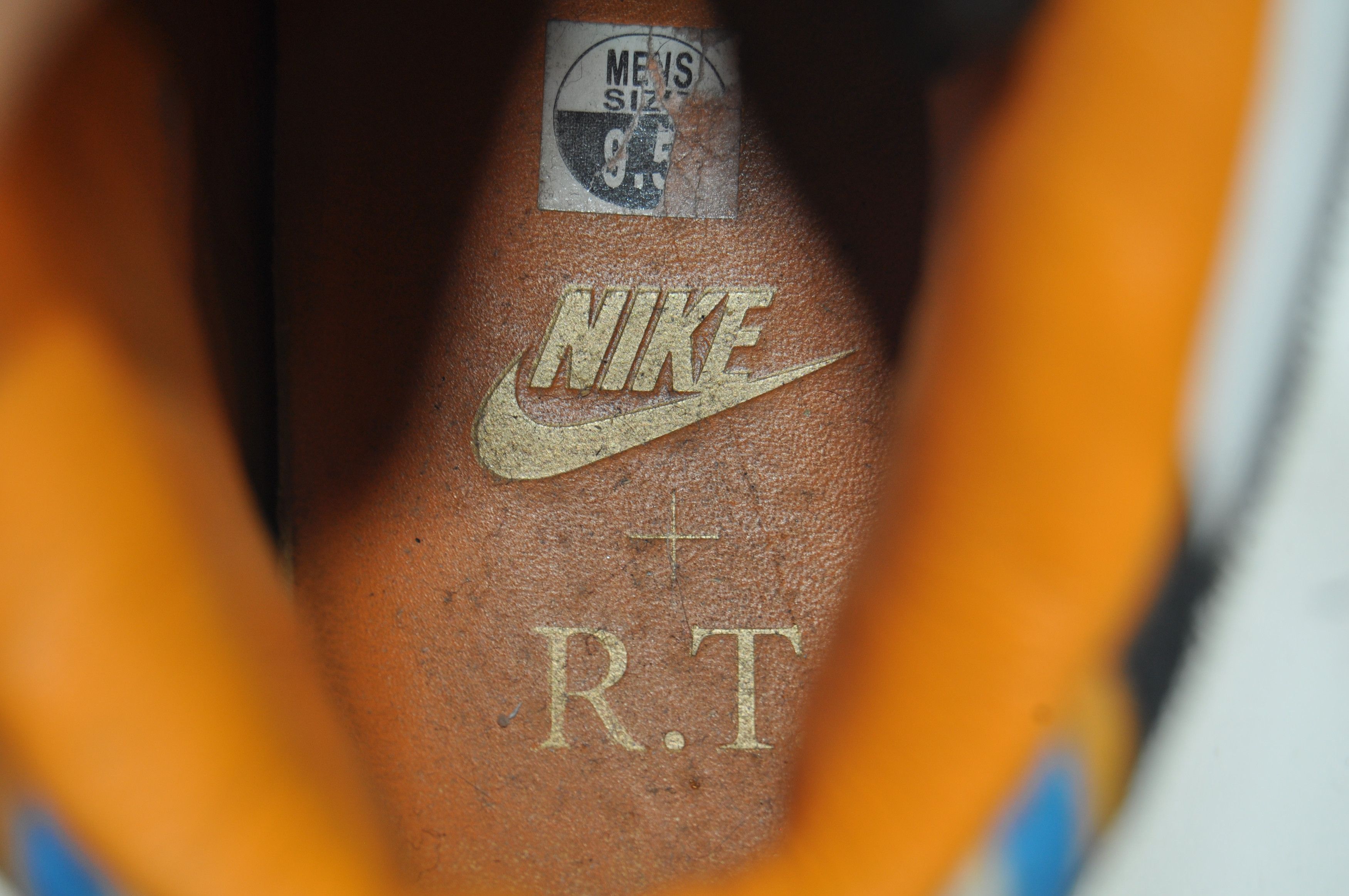 Nike × Riccardo Tisci Nike - Riccardo Tisci - 2014 - Air Force 1 Mid SP RT Size US 9.5 / EU 42-43 - 8 Thumbnail
