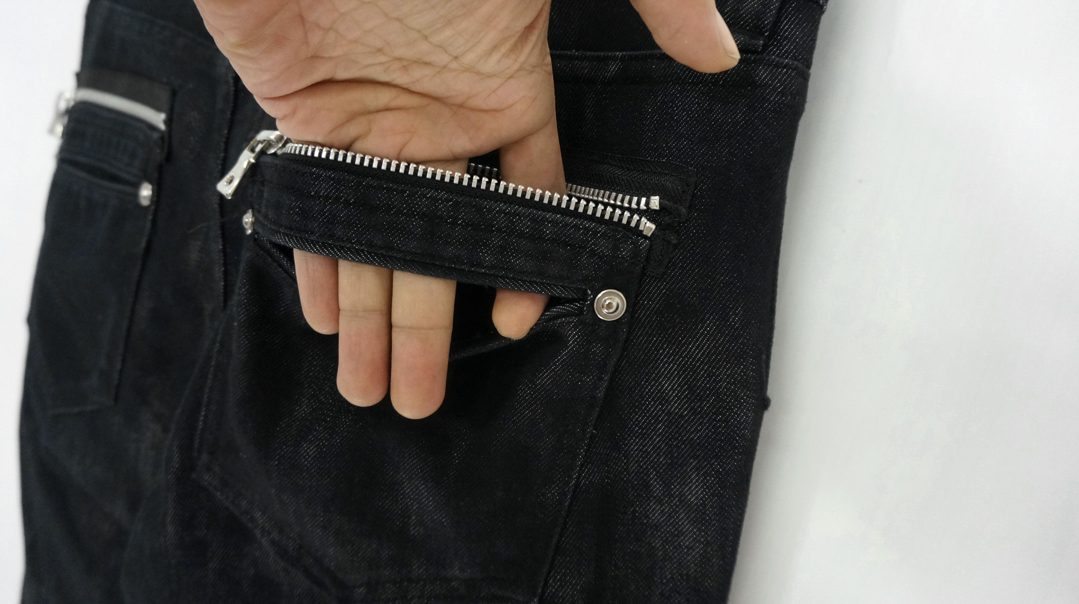 semanticdesign 🔥 Semantic Design Black Denim Flare Jeans Pants Size US 31 - 7 Thumbnail
