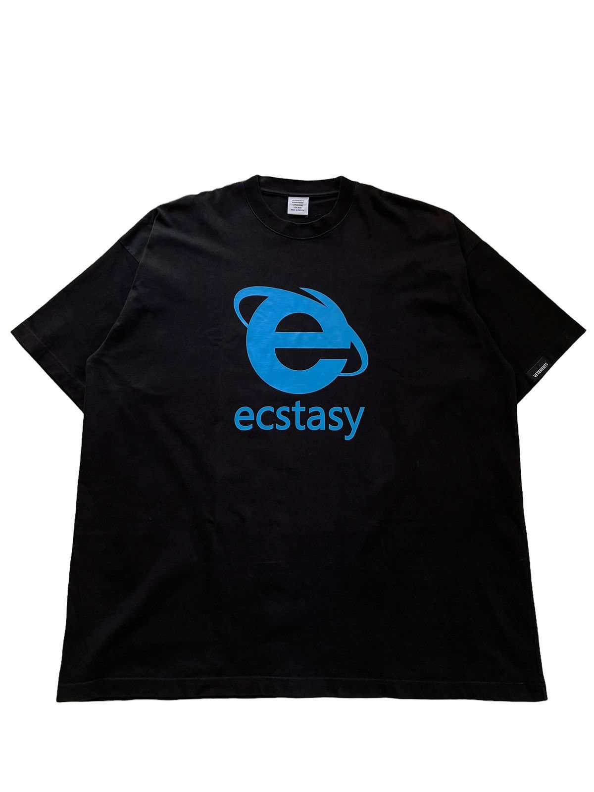 Vetements SS2020 Runway Ecstasy Giant Tee Size US L / EU 52-54 / 3 - 1 Thumbnail