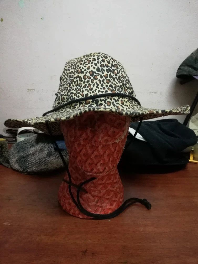 Japanese Brand Japanese Brand Leopard Print Wide Brim Outdoor Hat Size ONE SIZE - 2 Thumbnail