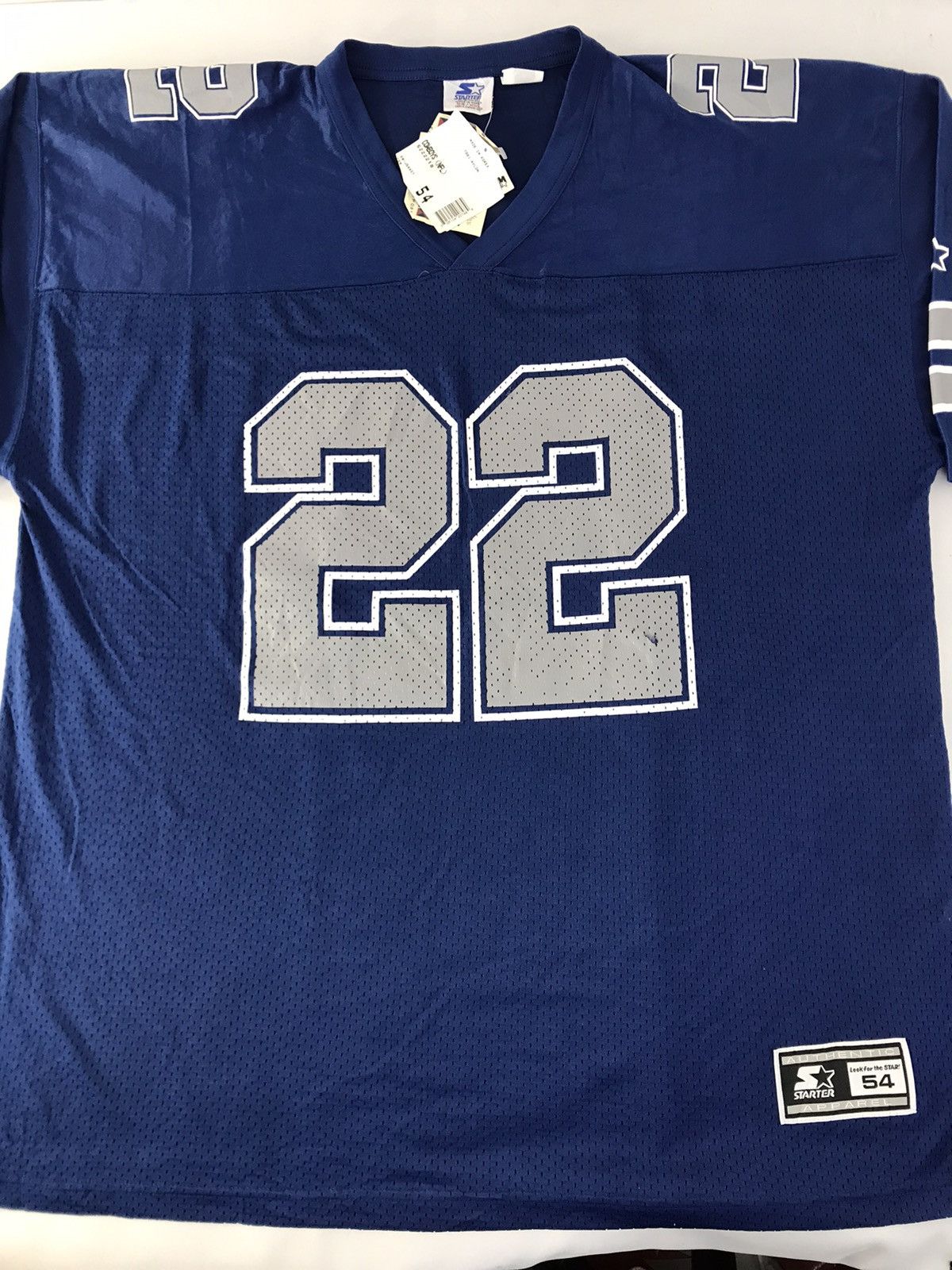 NFL Starters NFL Players Emmith Smith 22 Dallas Cowboys V Neck Size US XXL / EU 58 / 5 - 3 Thumbnail