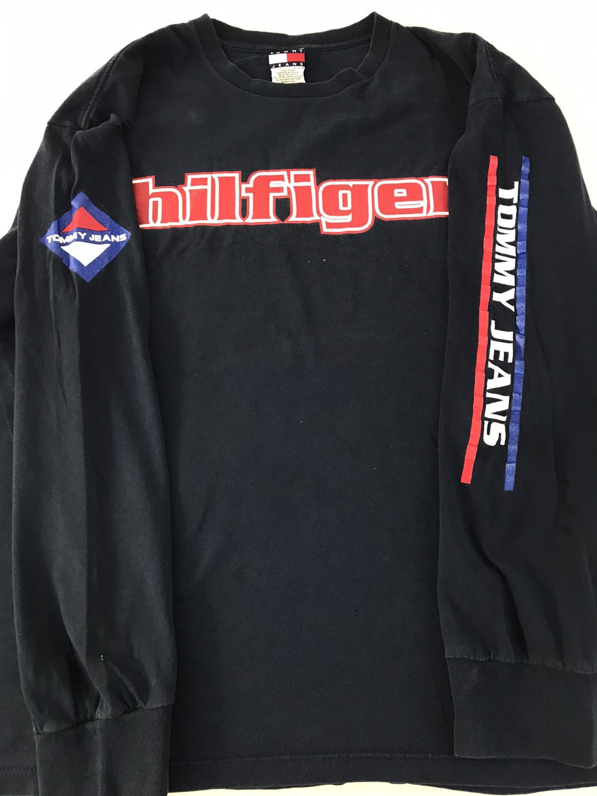 Tommy Hilfiger Tommy Hilfiger Jeans Side Tape Big Logo Tee R194j Size US XXL / EU 58 / 5 - 5 Thumbnail