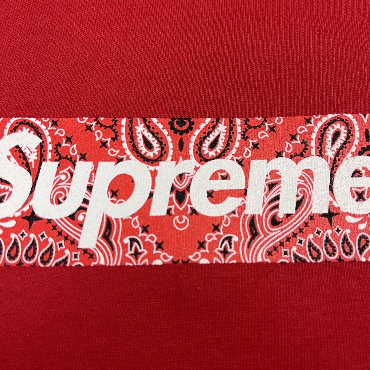 Supreme Supreme Bandana Red Box Logo T-shirt Size US M / EU 48-50 / 2 - 8 Thumbnail