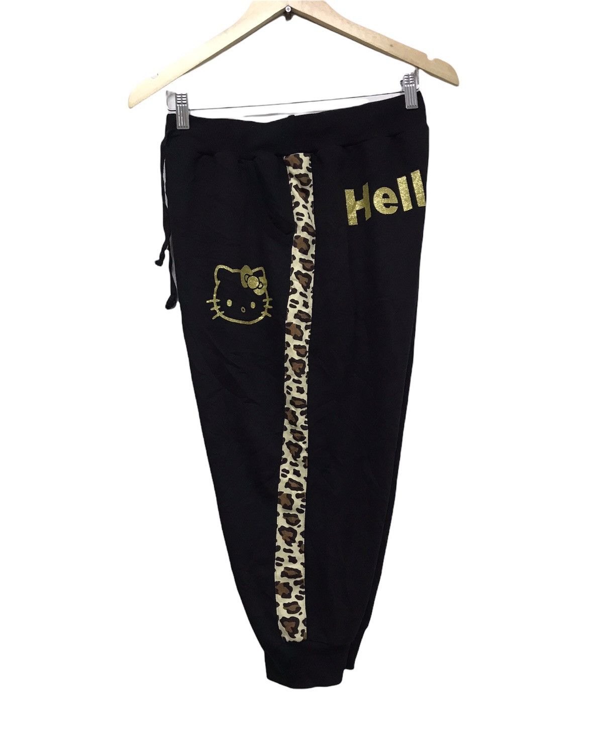 Japanese Brand Nice❗️Hello Kitty x Uniqlo 3 Quarters Sweatpants Size 27" / US 4 / IT 40 - 3 Thumbnail