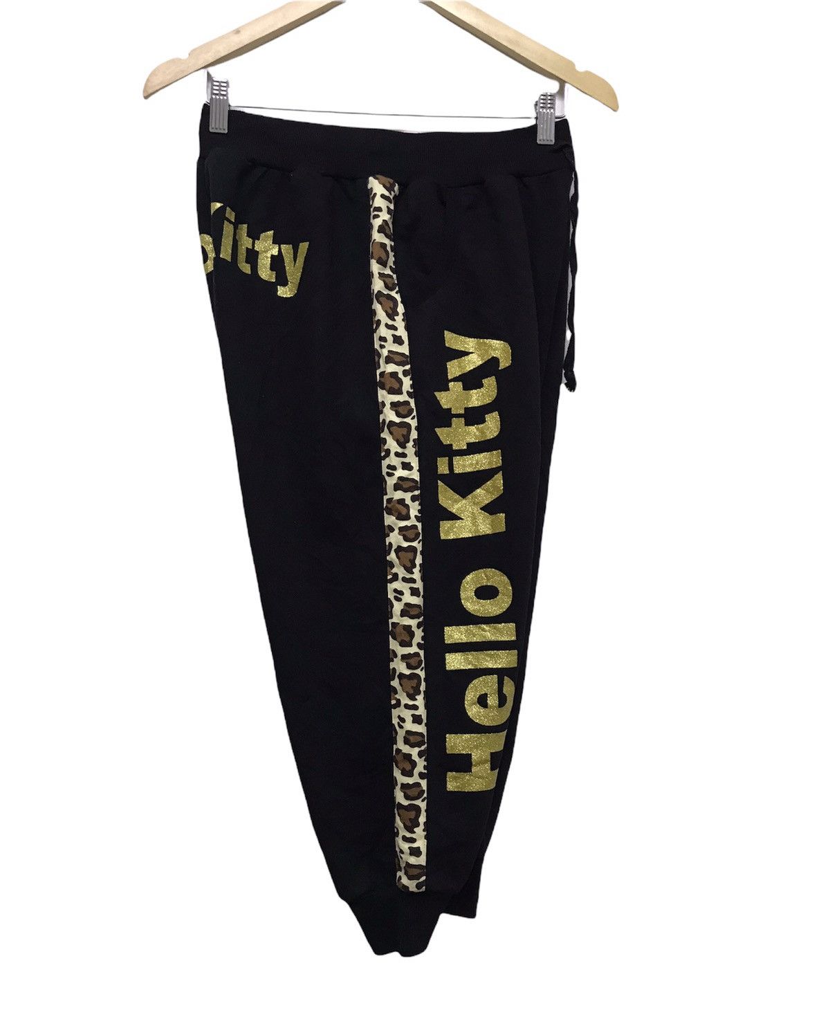 Japanese Brand Nice❗️Hello Kitty x Uniqlo 3 Quarters Sweatpants Size 27" / US 4 / IT 40 - 4 Thumbnail