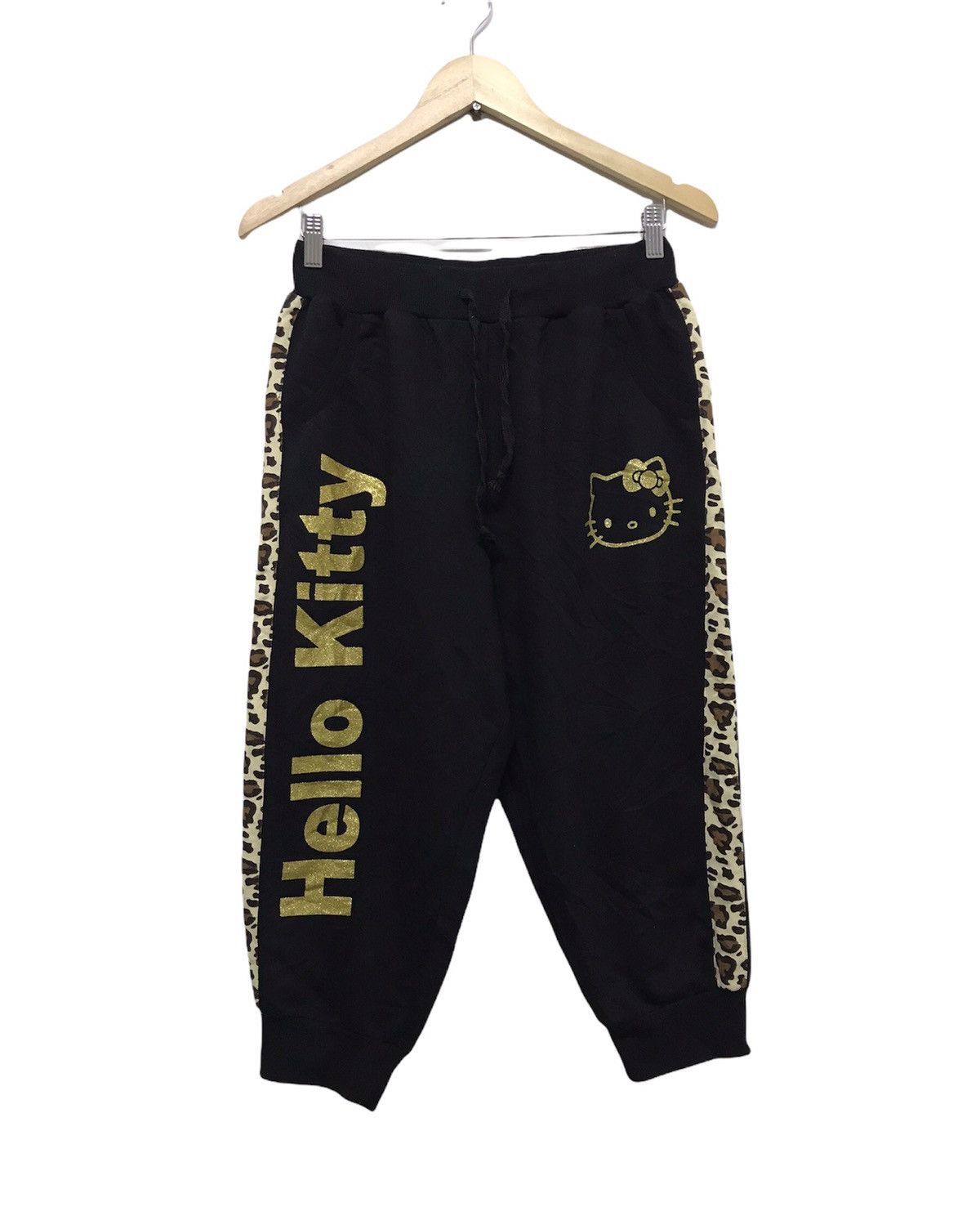 Japanese Brand Nice❗️Hello Kitty x Uniqlo 3 Quarters Sweatpants Size 27" / US 4 / IT 40 - 1 Thumbnail