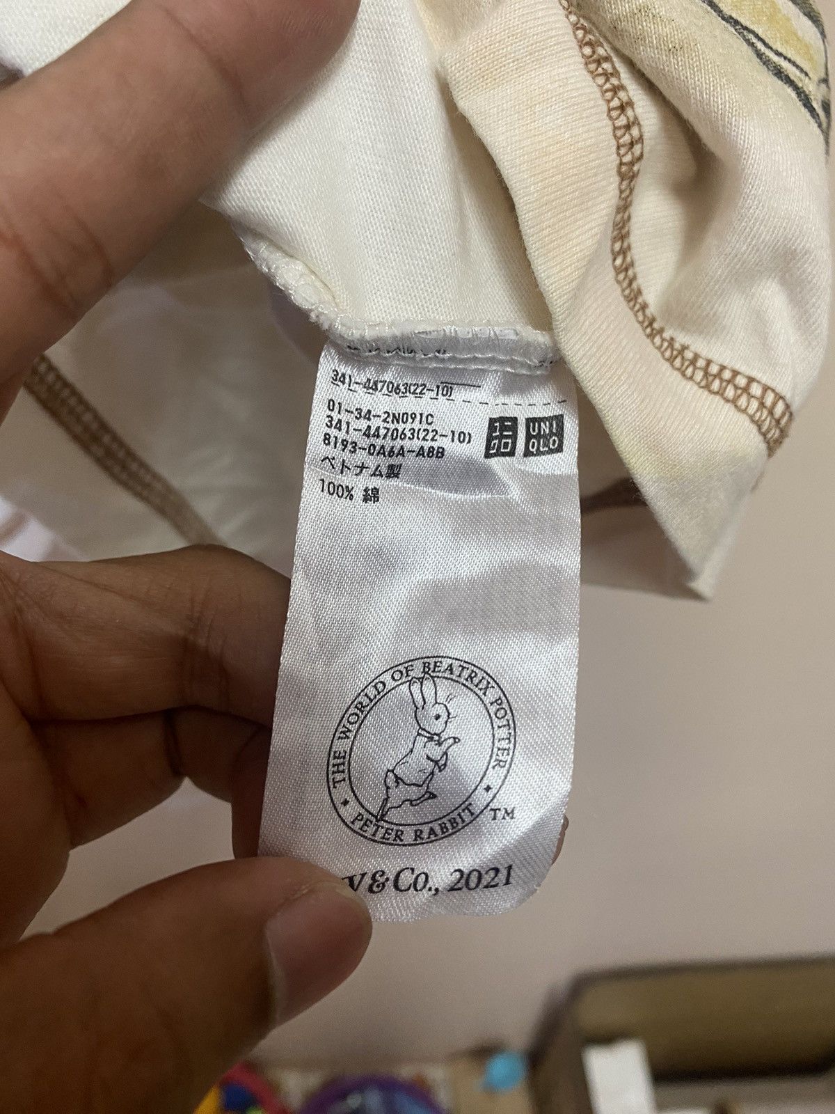 JW Anderson × Uniqlo Jw Anderson Peter Rabbit Size US M / EU 48-50 / 2 - 6 Thumbnail