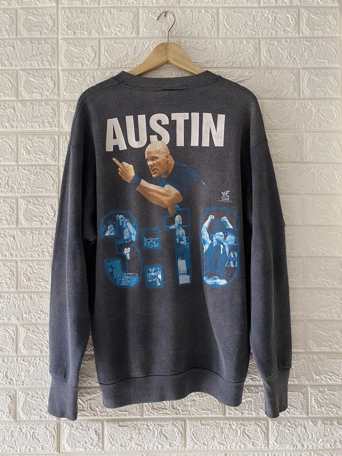 Delta × Vintage × WWF vintage 1998 stone cold steve austin 3:16 crewneck Size US L / EU 52-54 / 3 - 1 Thumbnail