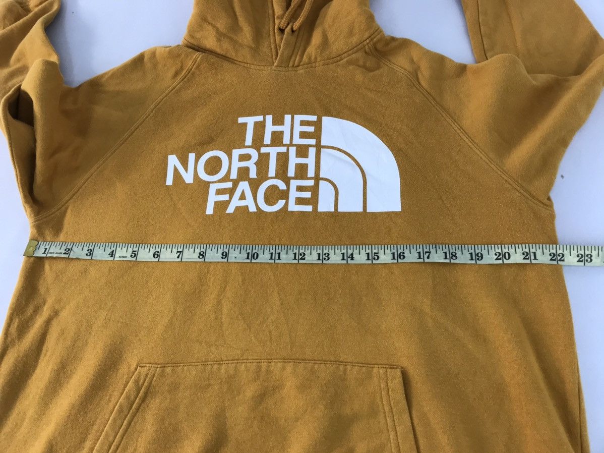 The North Face The North Face Pull Over Hoodies Streetwear Brand Spell Ou Size US L / EU 52-54 / 3 - 10 Thumbnail