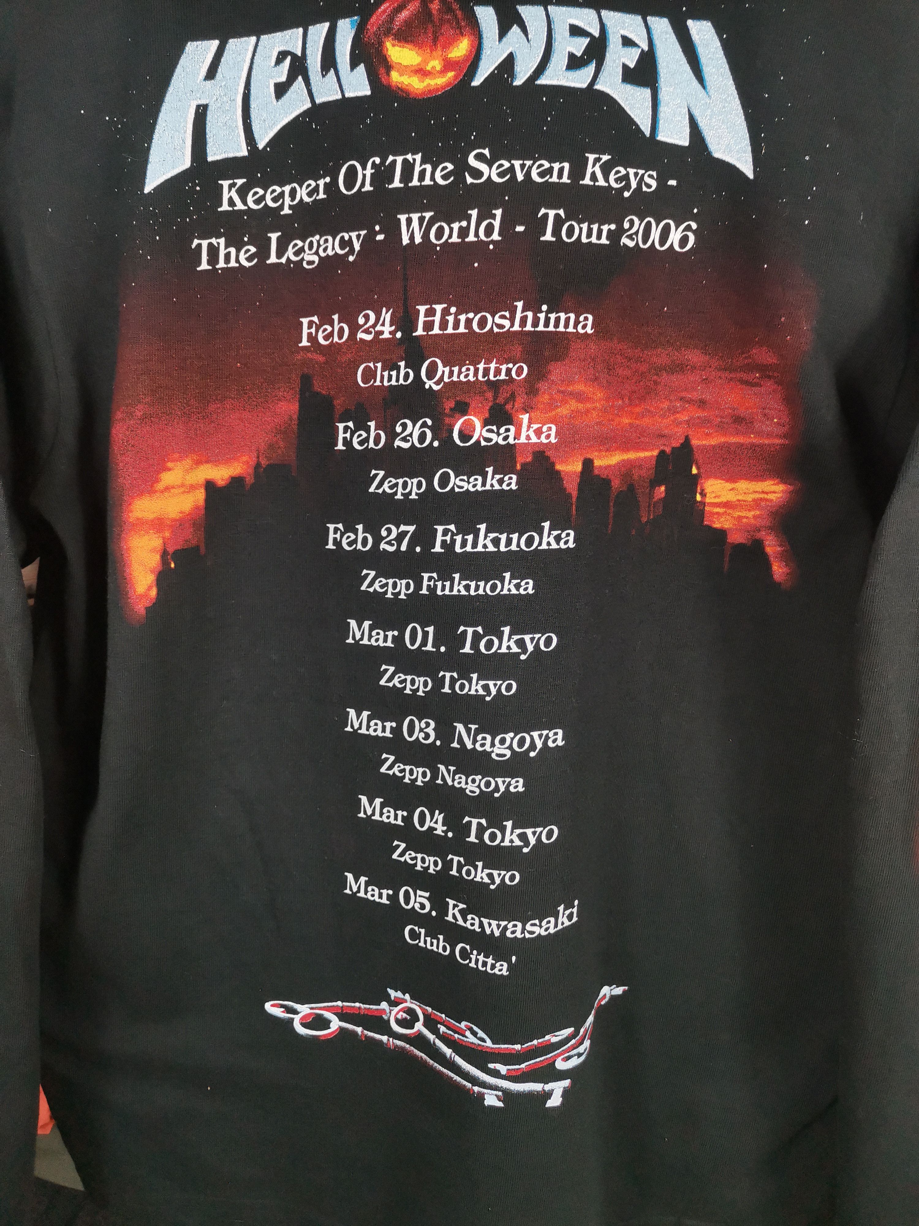 Band Tees Vintage Halloween Tour Japanese Long Sleeve Tshirt Size US S / EU 44-46 / 1 - 4 Thumbnail