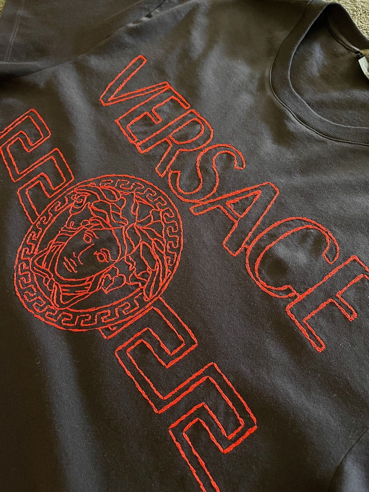 Versace Embroidered Medusa Logo T-Shirt Sz Large