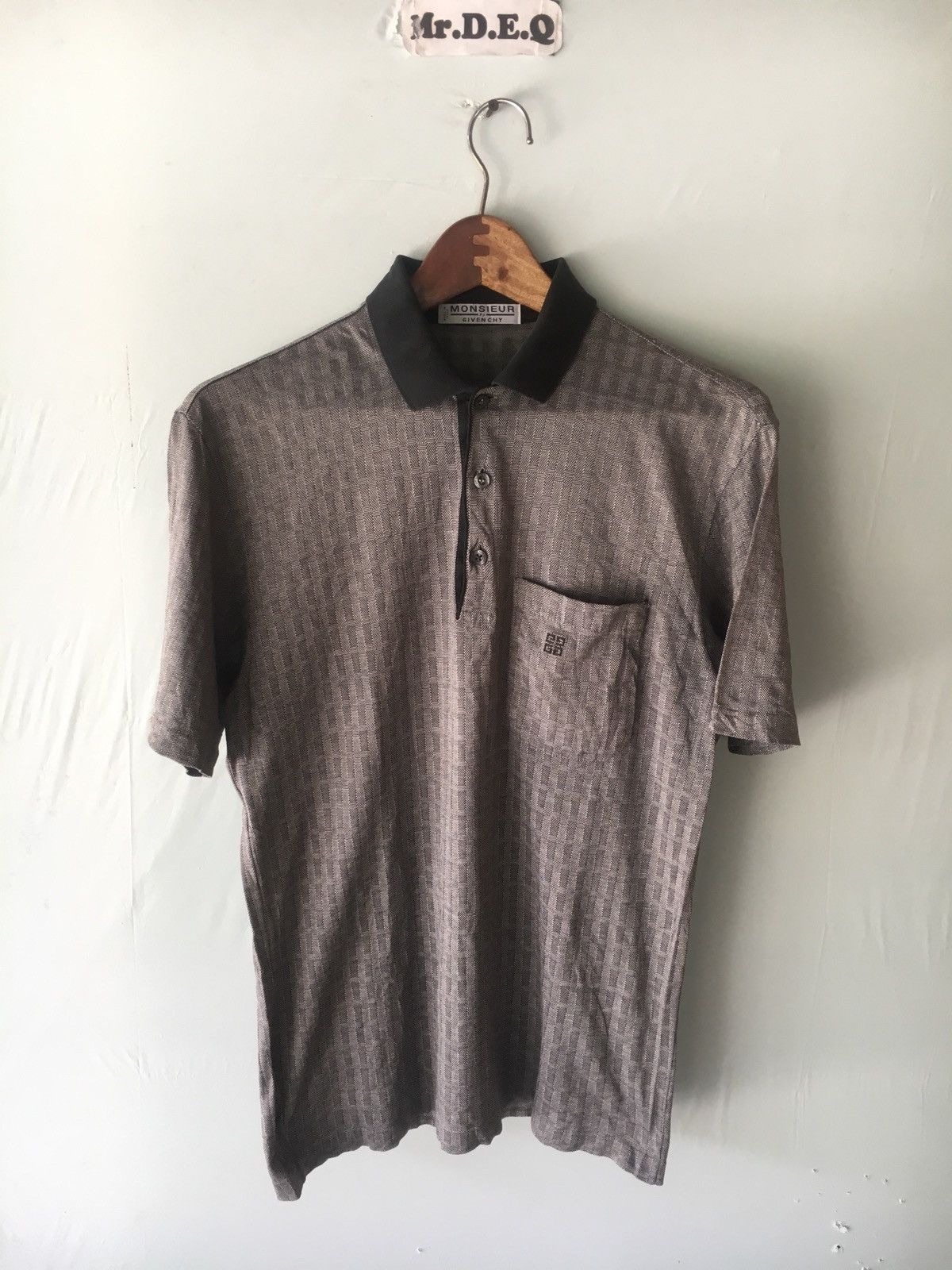 Givenchy GIVENCHY GREY SIZE S TEE SHIRT ITALY Size US S / EU 44-46 / 1 - 1 Thumbnail