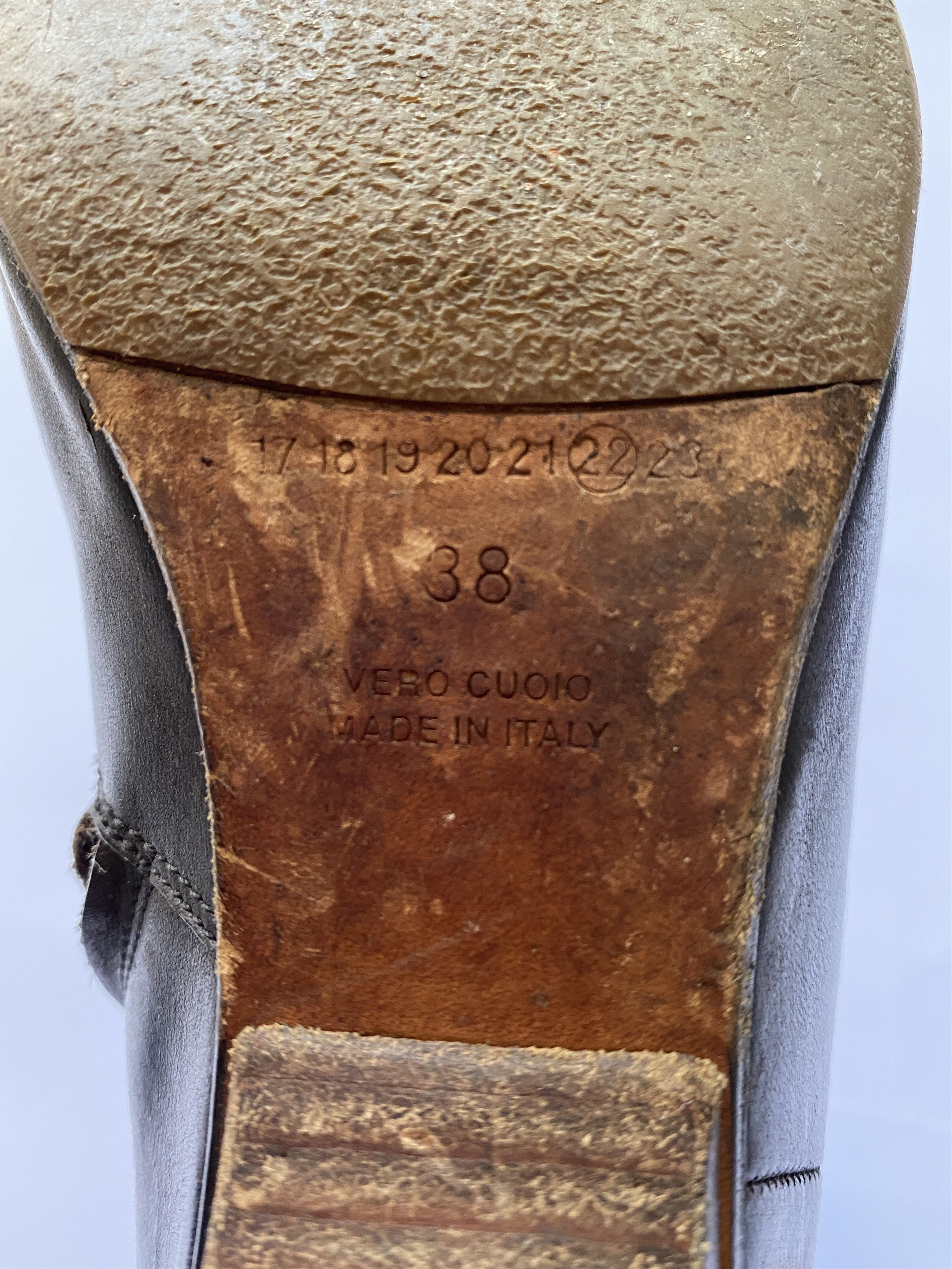 Maison Margiela ⚡️QUICK SALE⚡️Maison Martin Margiela Leather Heel Boots Size US 8 / IT 38 - 8 Thumbnail