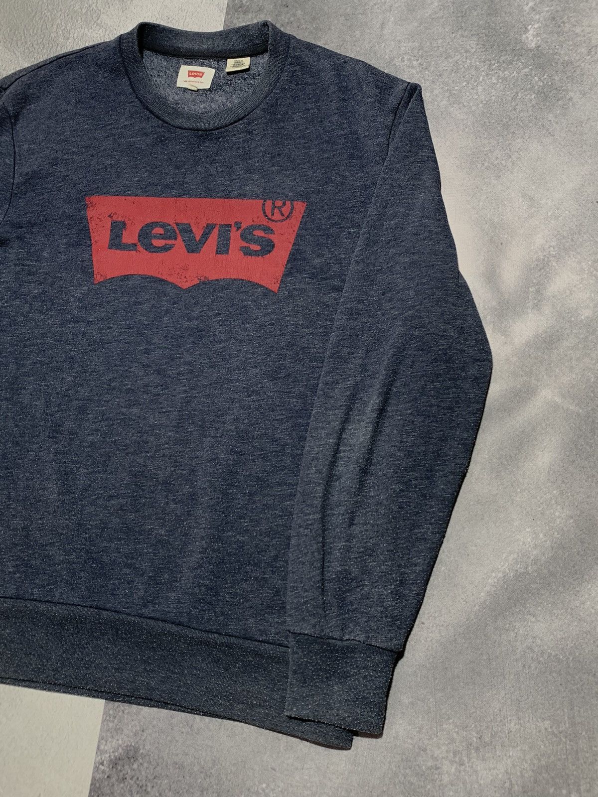 Levi's Vintage Clothing × Vintage Vintage Y2K Levi’s sweatshirt casual streetwear size S Size US S / EU 44-46 / 1 - 2 Thumbnail