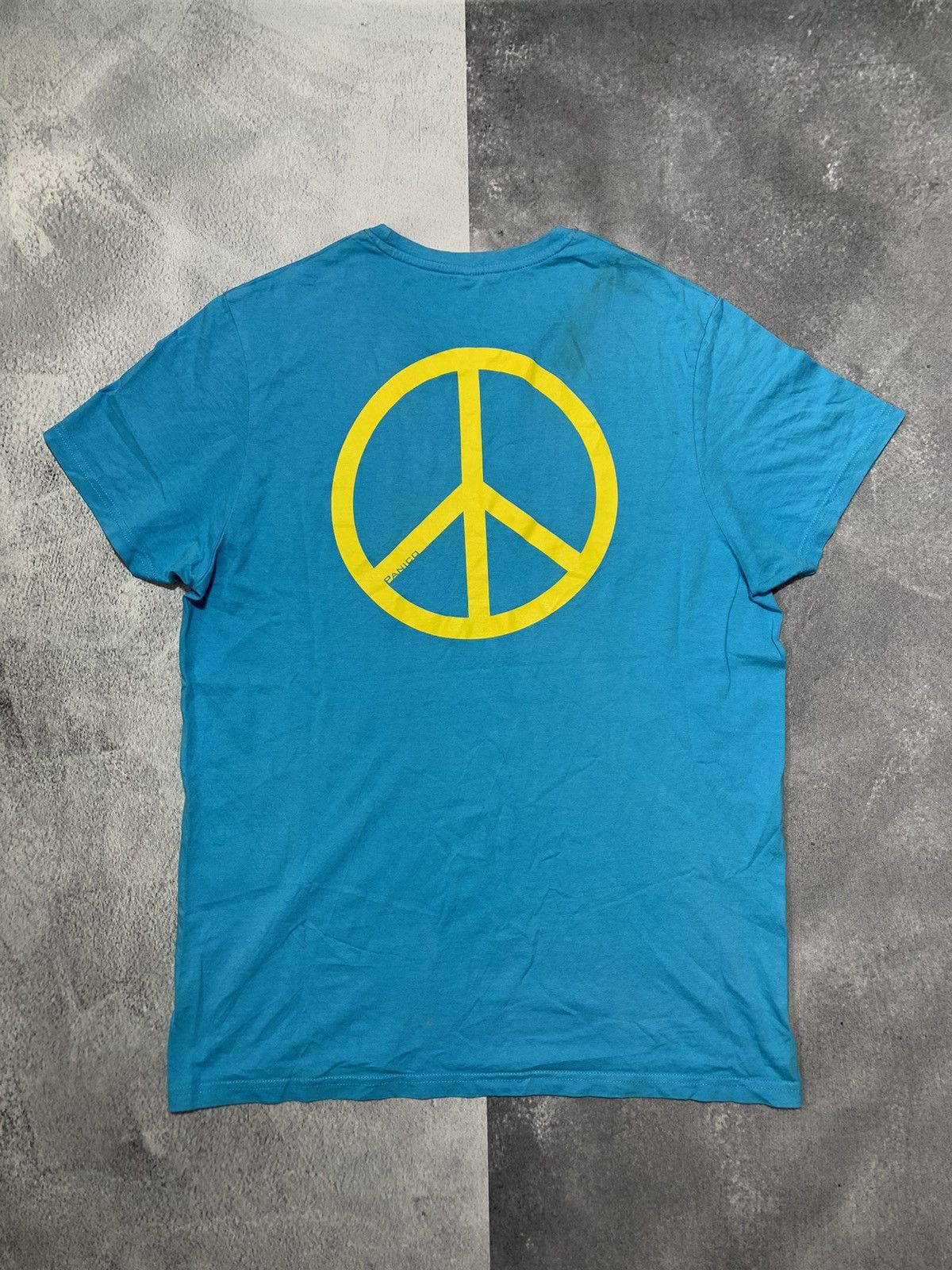 Vintage Vintage Y2K “ Make movies not war ” tee big logo size L Size US L / EU 52-54 / 3 - 1 Thumbnail