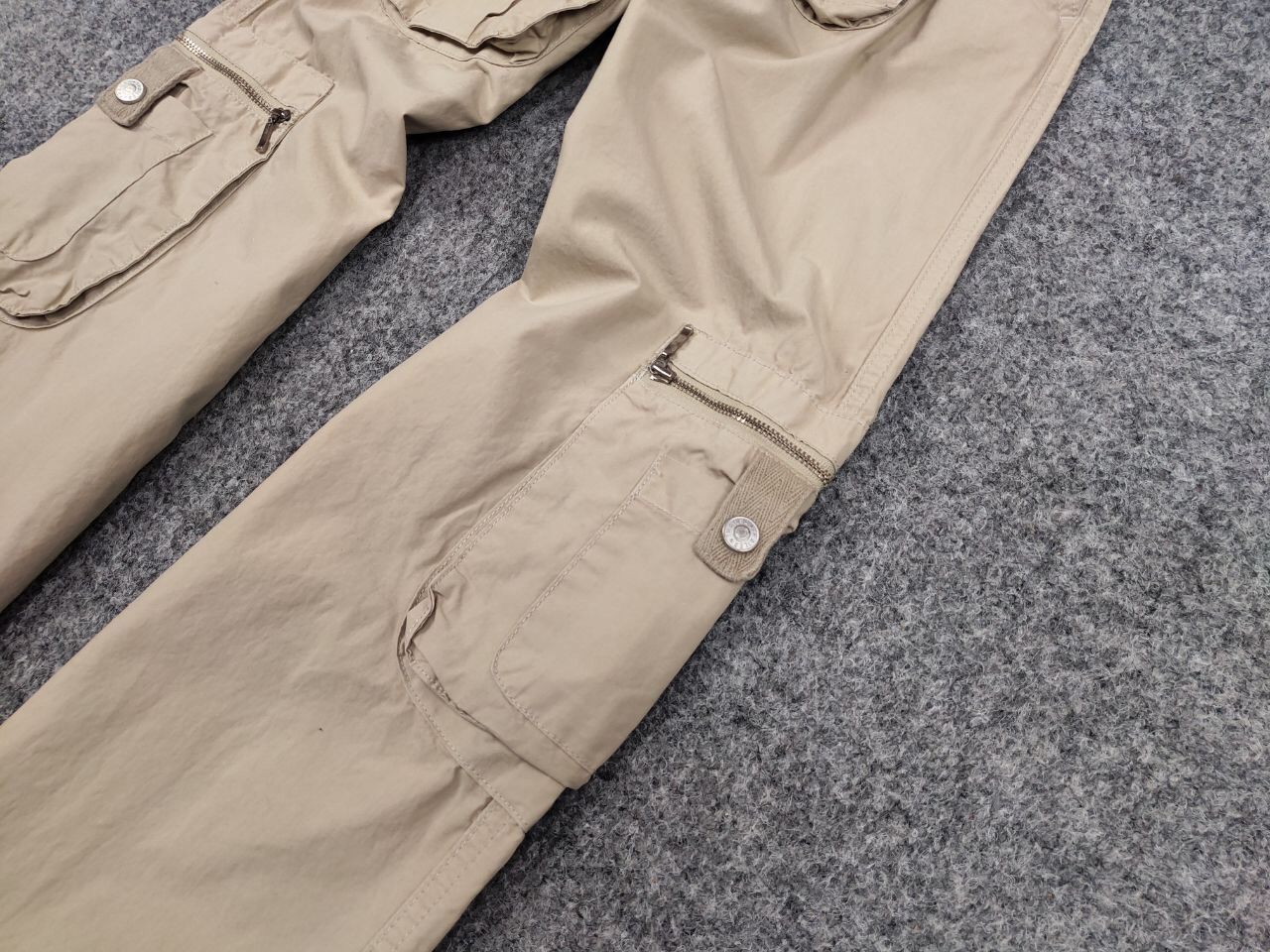 Japanese Brand Vintage 90's Japanese Bondage Zip Bootcut Beige Cargo Pants Size US 32 / EU 48 - 5 Thumbnail