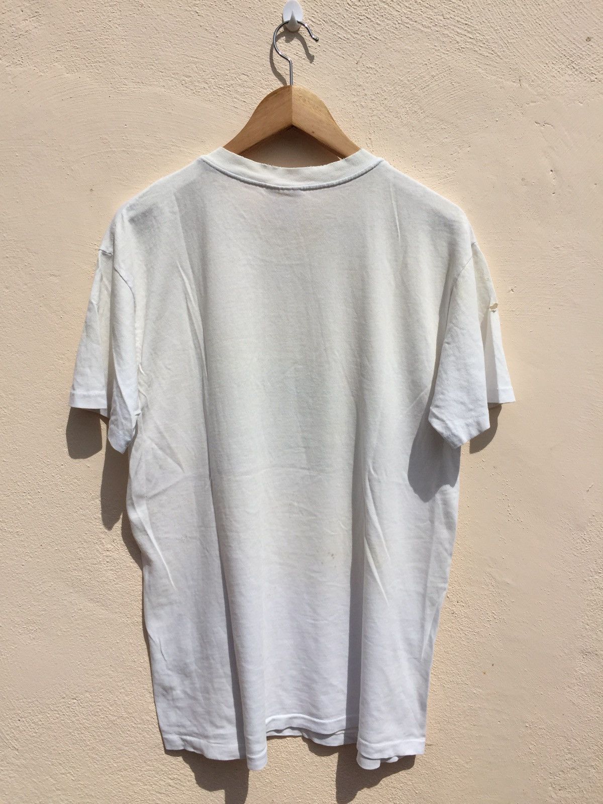 Hanes TRASHED Hanes Beefy T Logo Tee Size Medium 80s Size US M / EU 48-50 / 2 - 2 Thumbnail