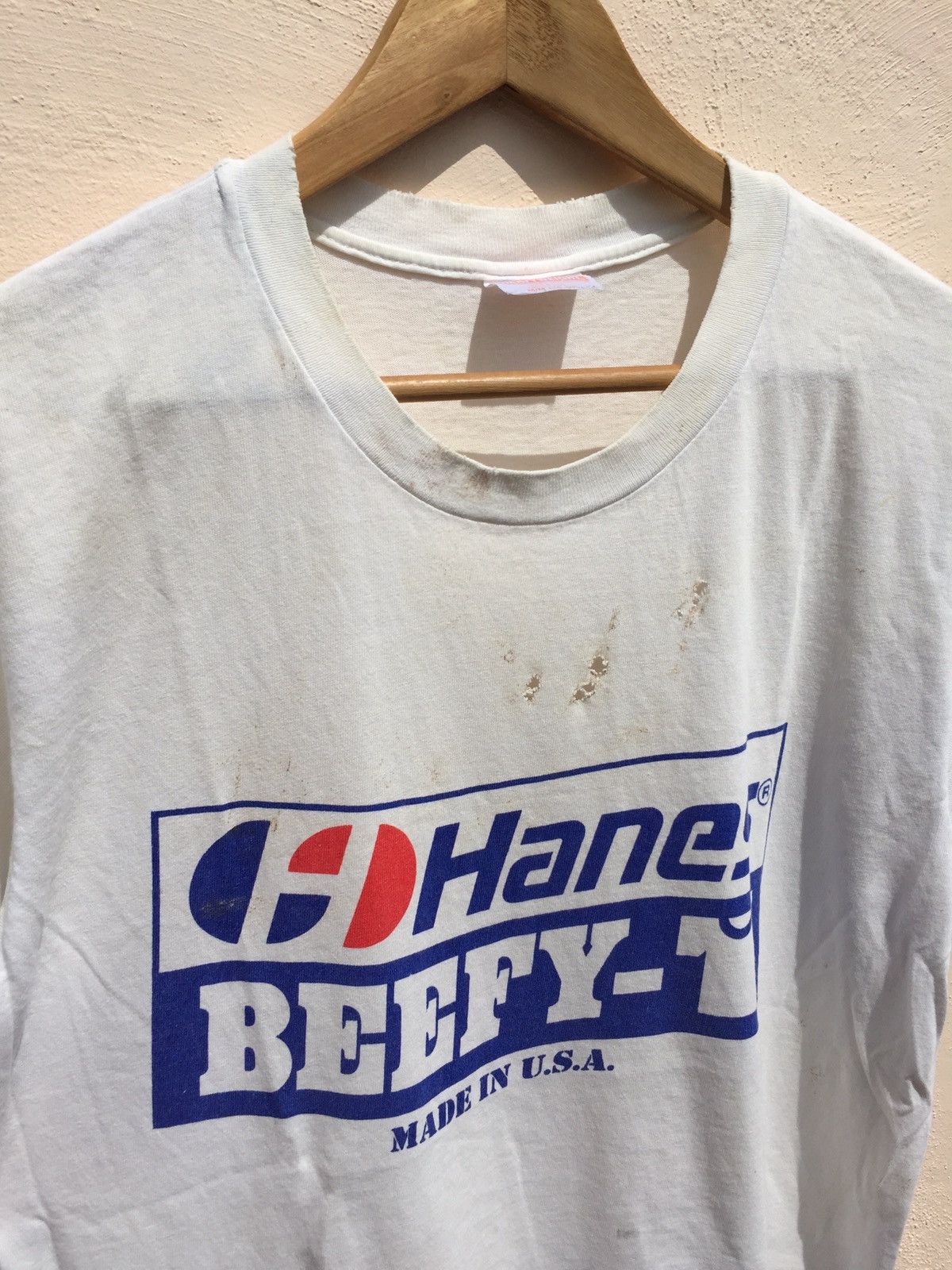 Hanes TRASHED Hanes Beefy T Logo Tee Size Medium 80s Size US M / EU 48-50 / 2 - 3 Thumbnail