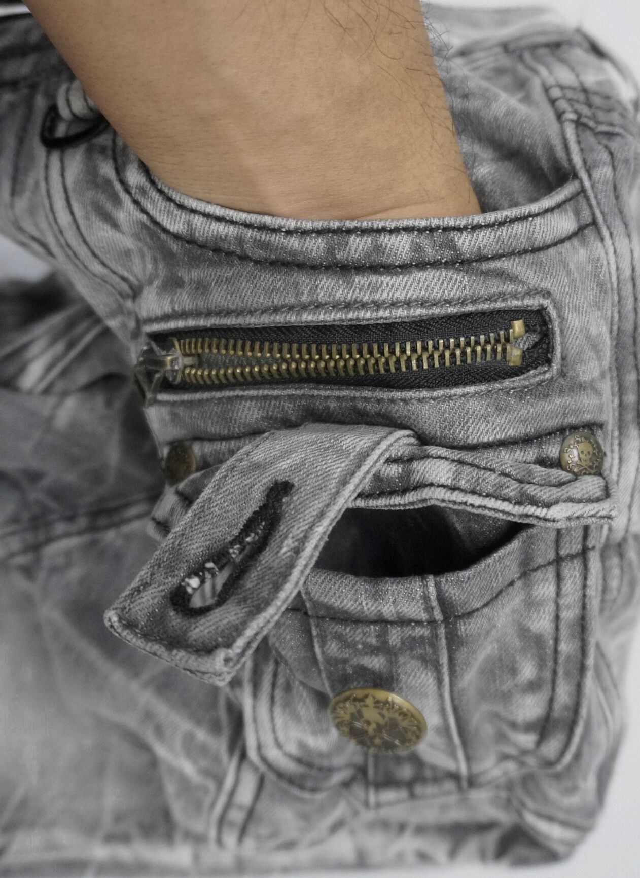 Japanese Brand Vtg BLOW BY BLUE Bush Multipocket Distressed Flared Jeans Size US 29 - 20 Thumbnail
