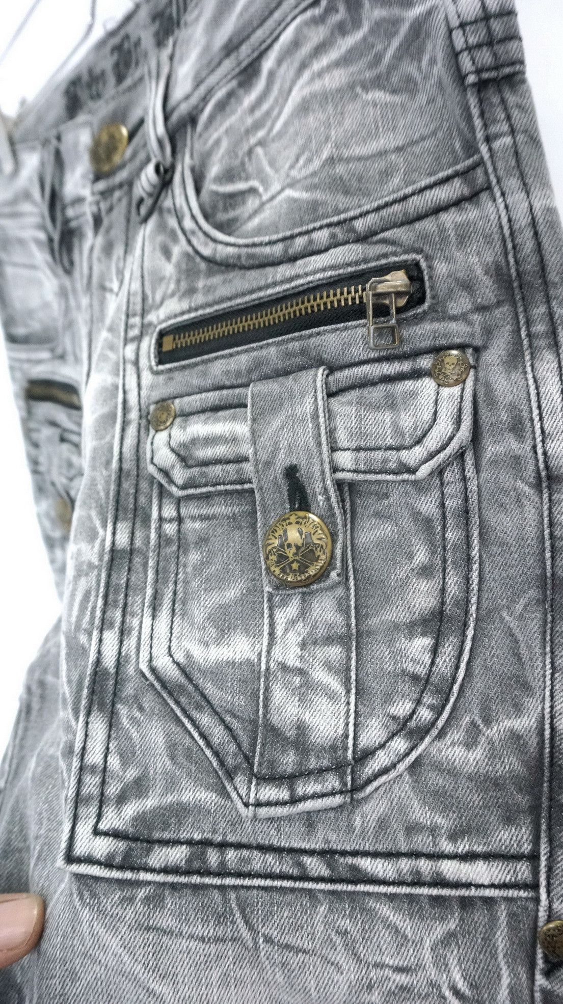 Japanese Brand Vtg BLOW BY BLUE Bush Multipocket Distressed Flared Jeans Size US 29 - 8 Thumbnail