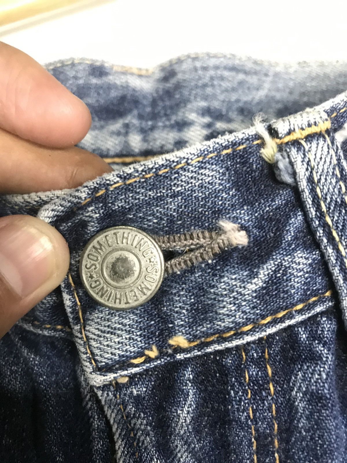 Japanese Brand × Vintage VINTAGE BAGGY SELVEDGE SOMETHING ANKLE CUT DISTRESSED DENIM Size US 29 - 5 Thumbnail