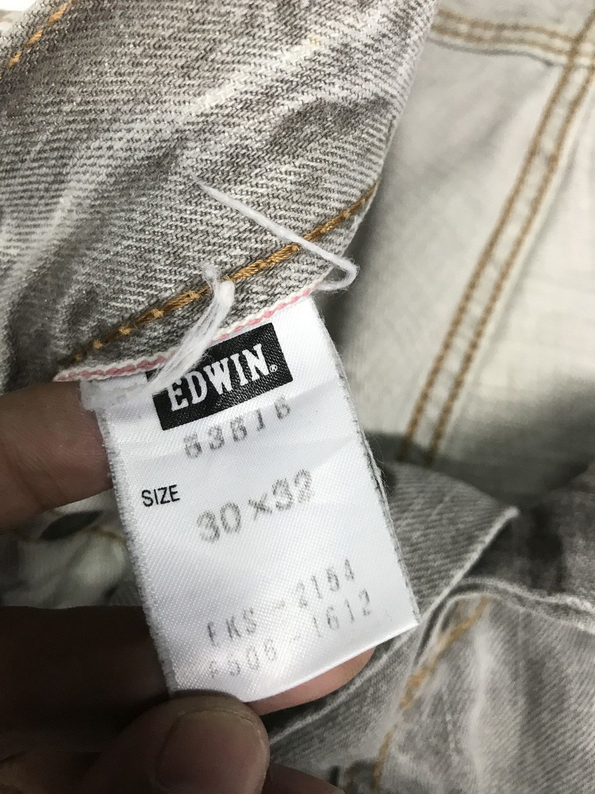 Edwin × Vintage VINTAGE RUSTY EDWIN DISTRESSED SELVEDGE DENIM Size US 30 / EU 46 - 7 Thumbnail