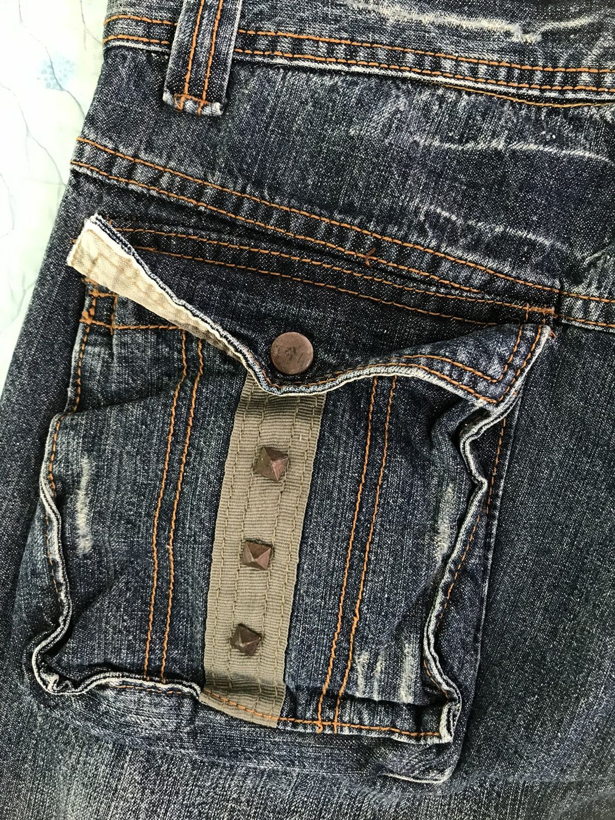Japanese Brand (A187). BLUE TOMS MULTI POCKET DENIM Size US 31 - 11 Thumbnail
