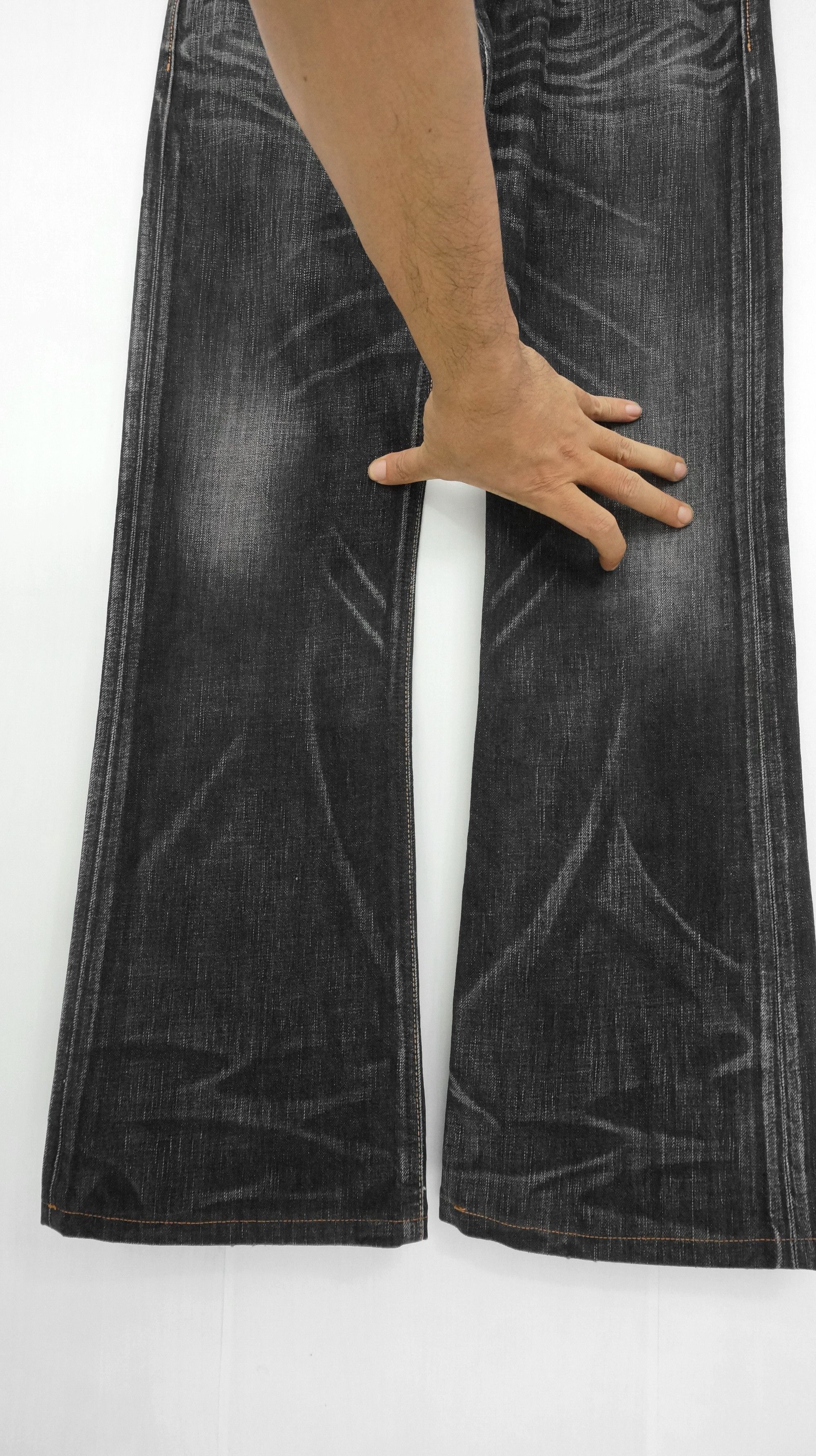 Edwin 🔥🔥 VINTAGE EDWIN MADE IN JAPAN 503 FLARED JEANS Size US 32 / EU 48 - 7 Thumbnail