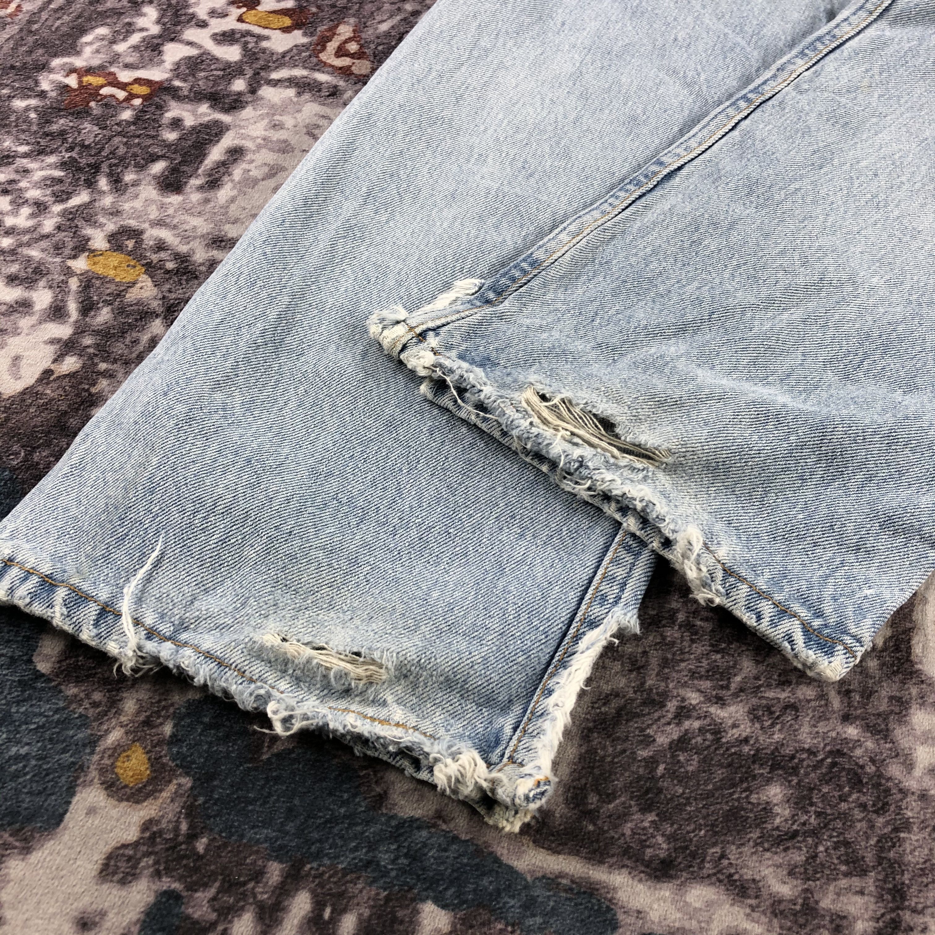 Levi's × Vintage 90s Vintage Light Wash Levis 501 Jeans-JM2901 Size US 30 / EU 46 - 6 Thumbnail