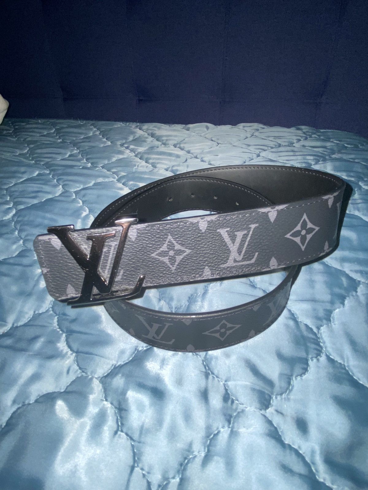 louis vuitton hologram belt