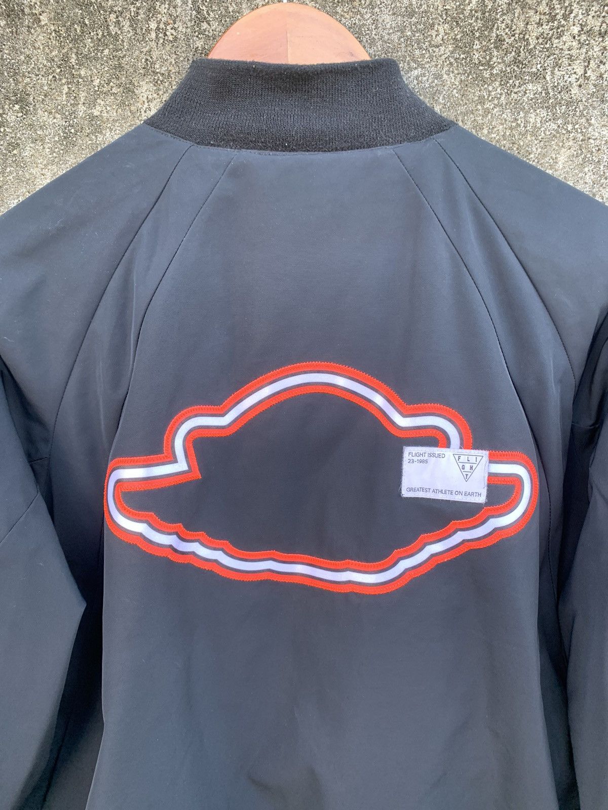 Nike Air Jordan Retro Bomber Jacket Size US L / EU 52-54 / 3 - 6 Thumbnail