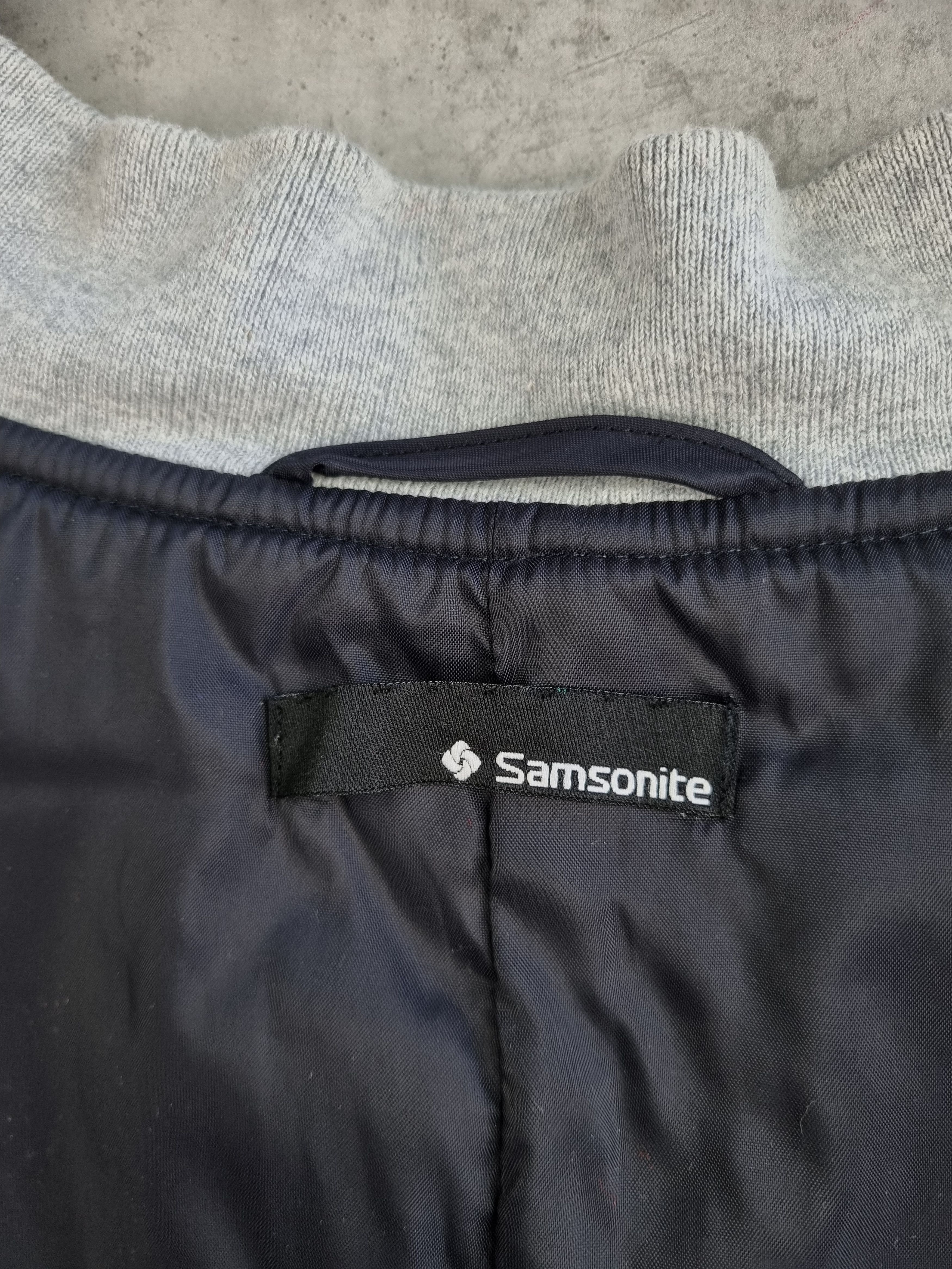 Samsonite Samsonite Hooded Nylon Vest with Backpack Size US L / EU 52-54 / 3 - 7 Thumbnail