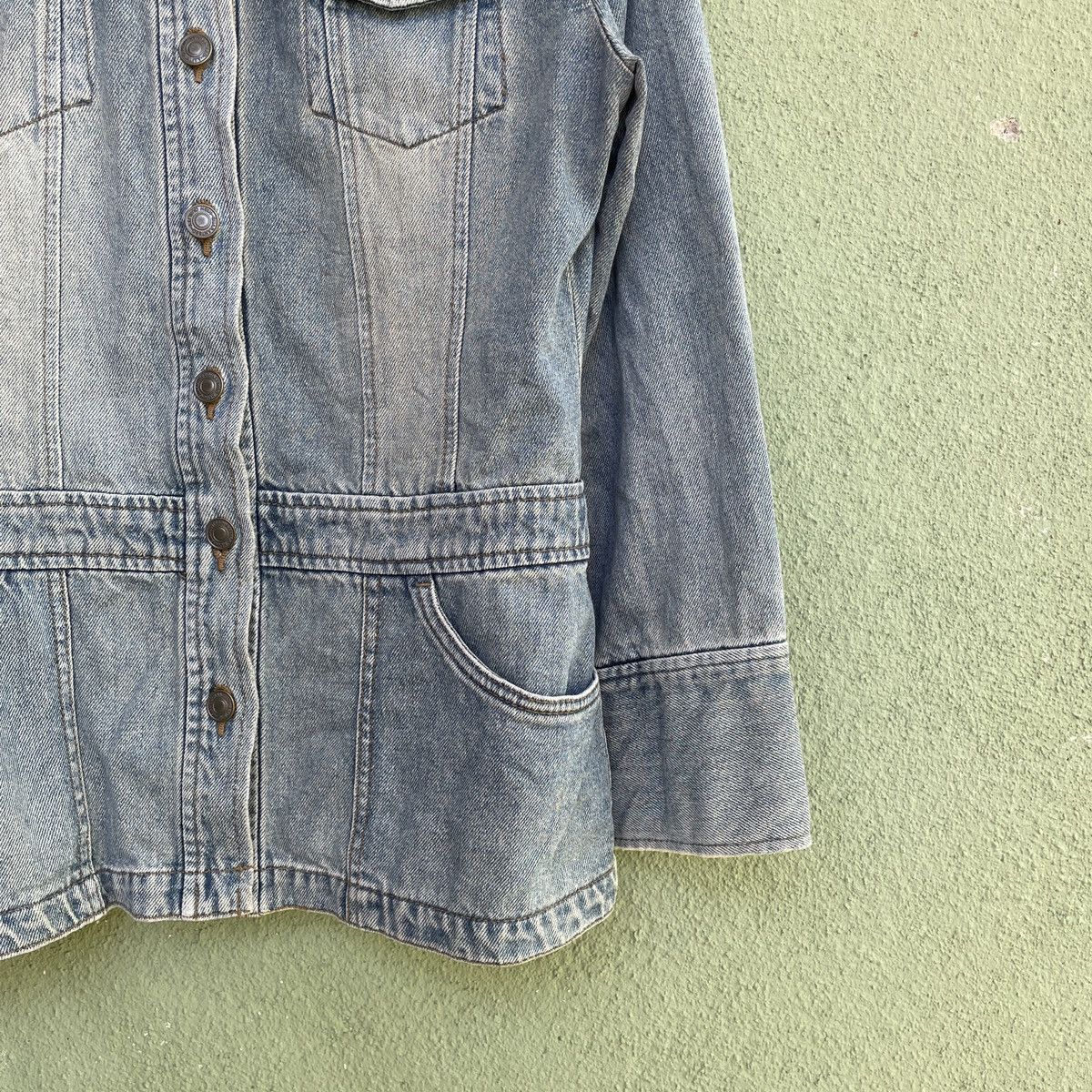 Japanese Brand × Vintage Vintage DAILY TOPICS Faded Button Ups Denim Jacket Size US S / EU 44-46 / 1 - 5 Thumbnail