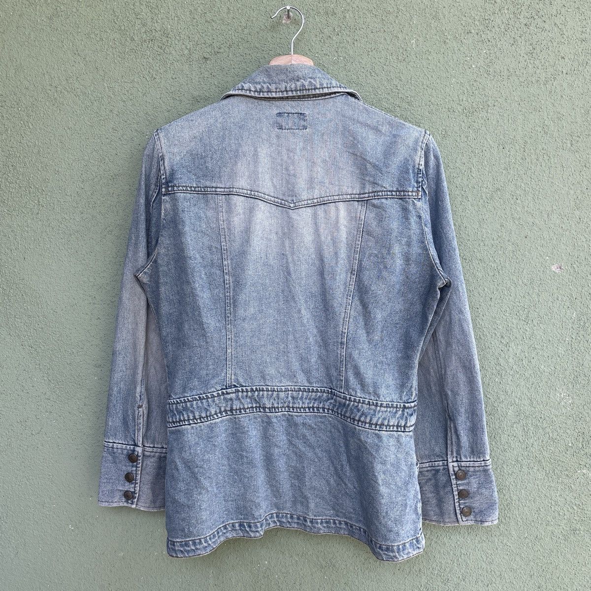 Japanese Brand × Vintage Vintage DAILY TOPICS Faded Button Ups Denim Jacket Size US S / EU 44-46 / 1 - 12 Thumbnail