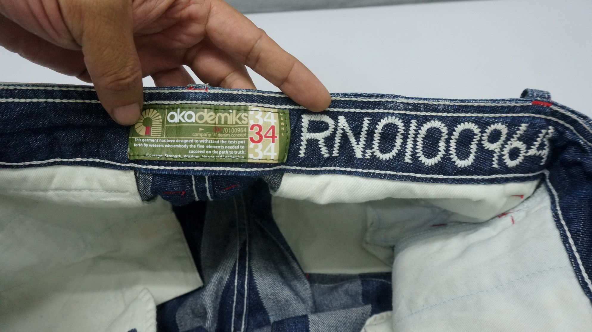 Akademiks Dope! AKDMKS Akademiks Roll Up Patch Knee Cargo Jeans Size US 34 / EU 50 - 18 Thumbnail