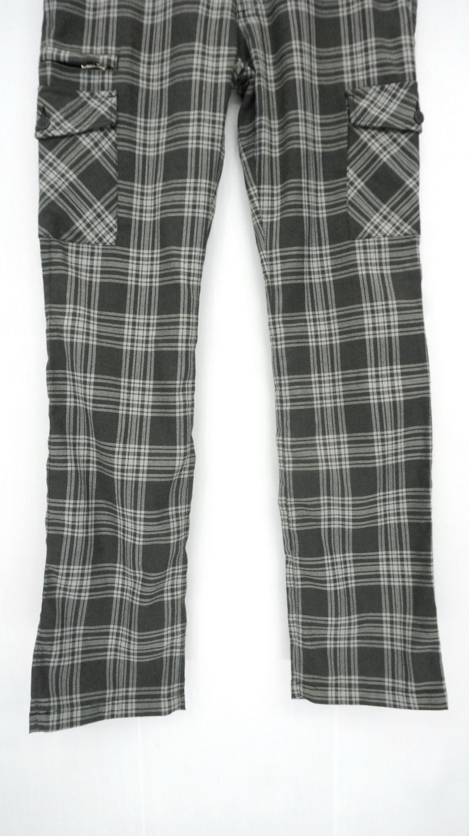Japanese Brand SUGGESTIONS Punk Tartan Skinny Short Rise Cargo Pants Size US 31 - 7 Thumbnail