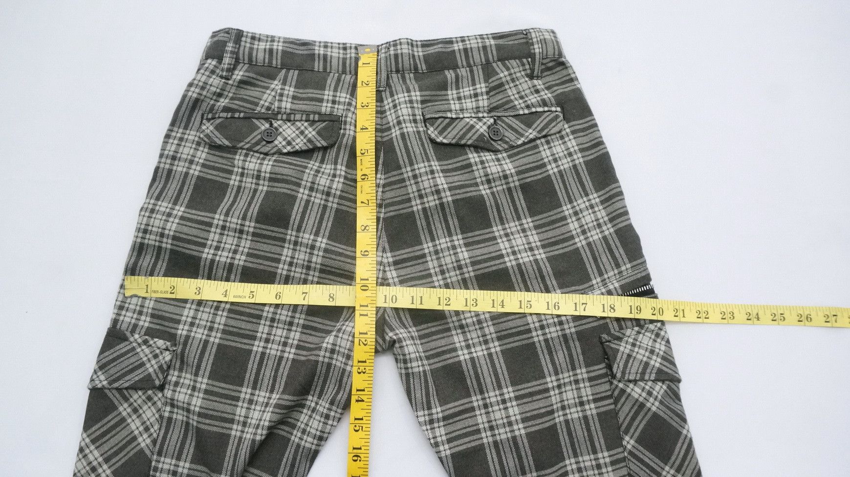 Japanese Brand SUGGESTIONS Punk Tartan Skinny Short Rise Cargo Pants Size US 31 - 13 Thumbnail