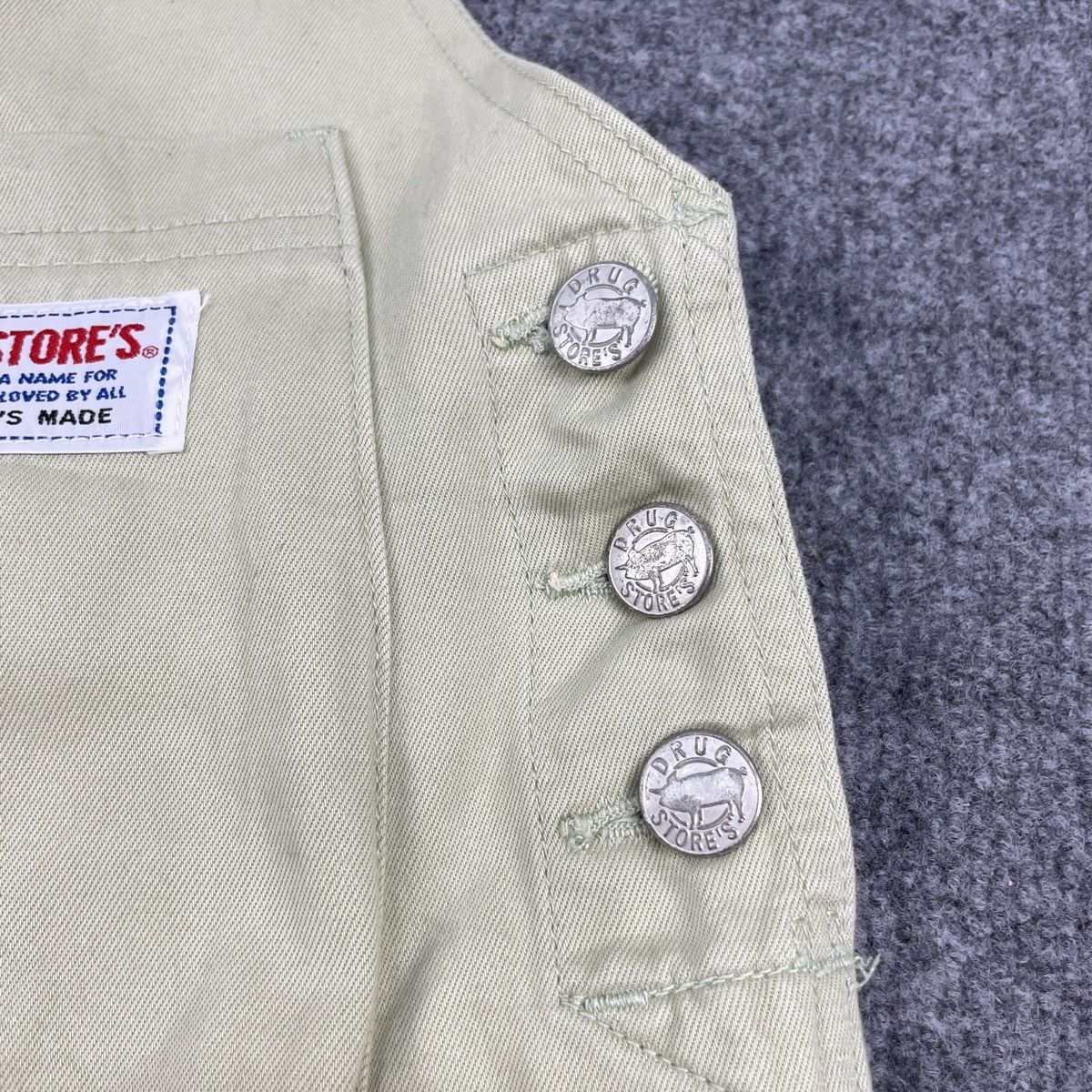 Japanese Brand × Vintage Vintage Drug Stores Overall Shorts Size US 31 - 8 Thumbnail
