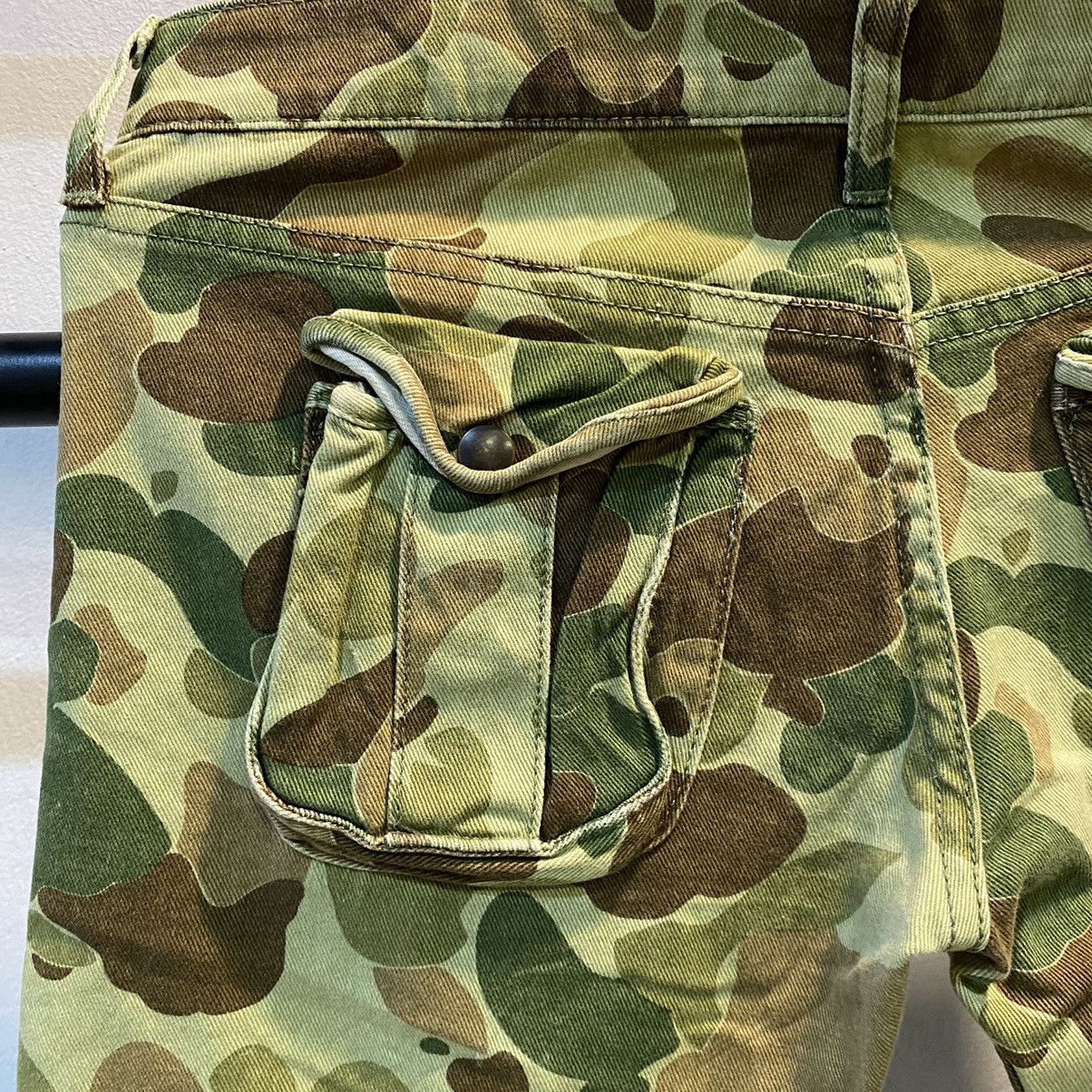 Comme des Garcons × Junya Watanabe Junya Watanabe Comme Des Garcons Man Camo Cropped Pants Size US 32 / EU 48 - 6 Thumbnail