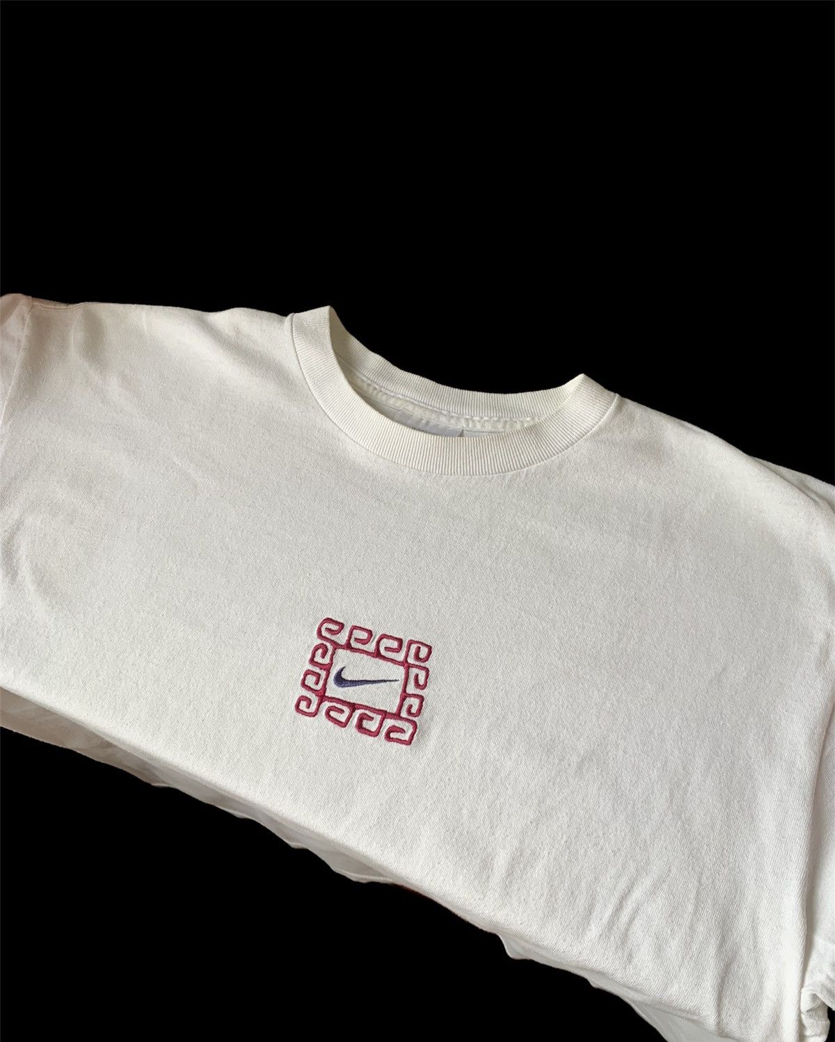 Nike 90’S Nike Vintage Embroiderer rare grail center swoosh tee Size US M / EU 48-50 / 2 - 8 Thumbnail