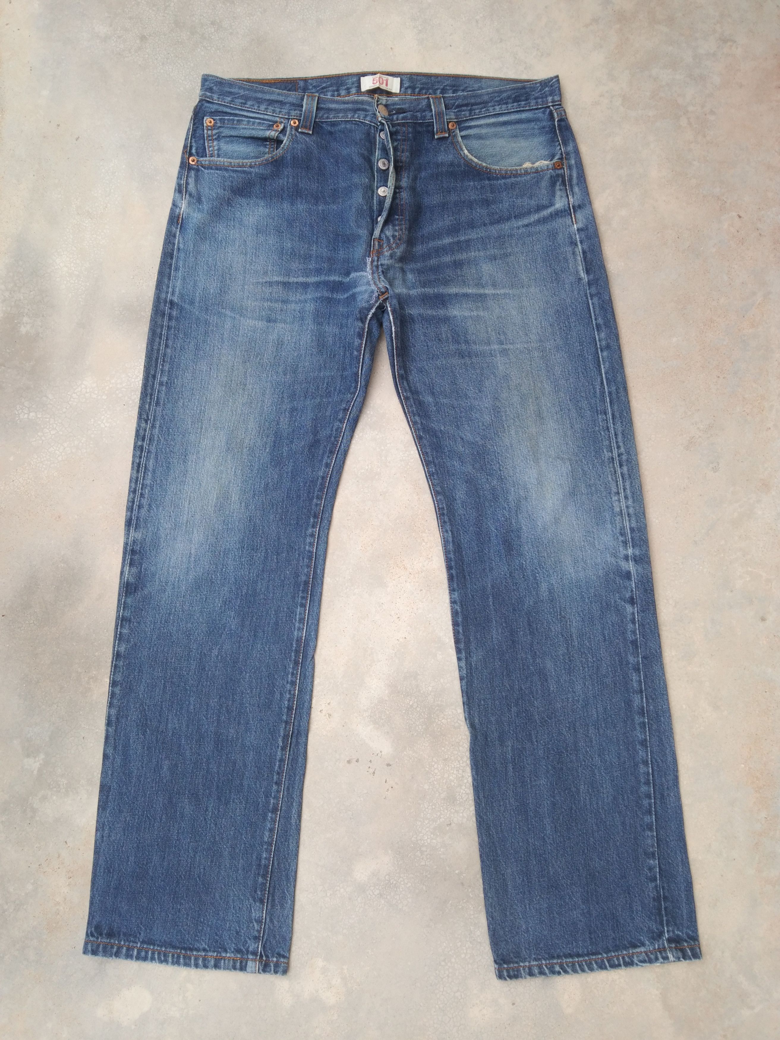 Levi's Vintage Levi's 501 Straight Leg Jeans 36x32 Size US 36 / EU 52 - 1 Thumbnail