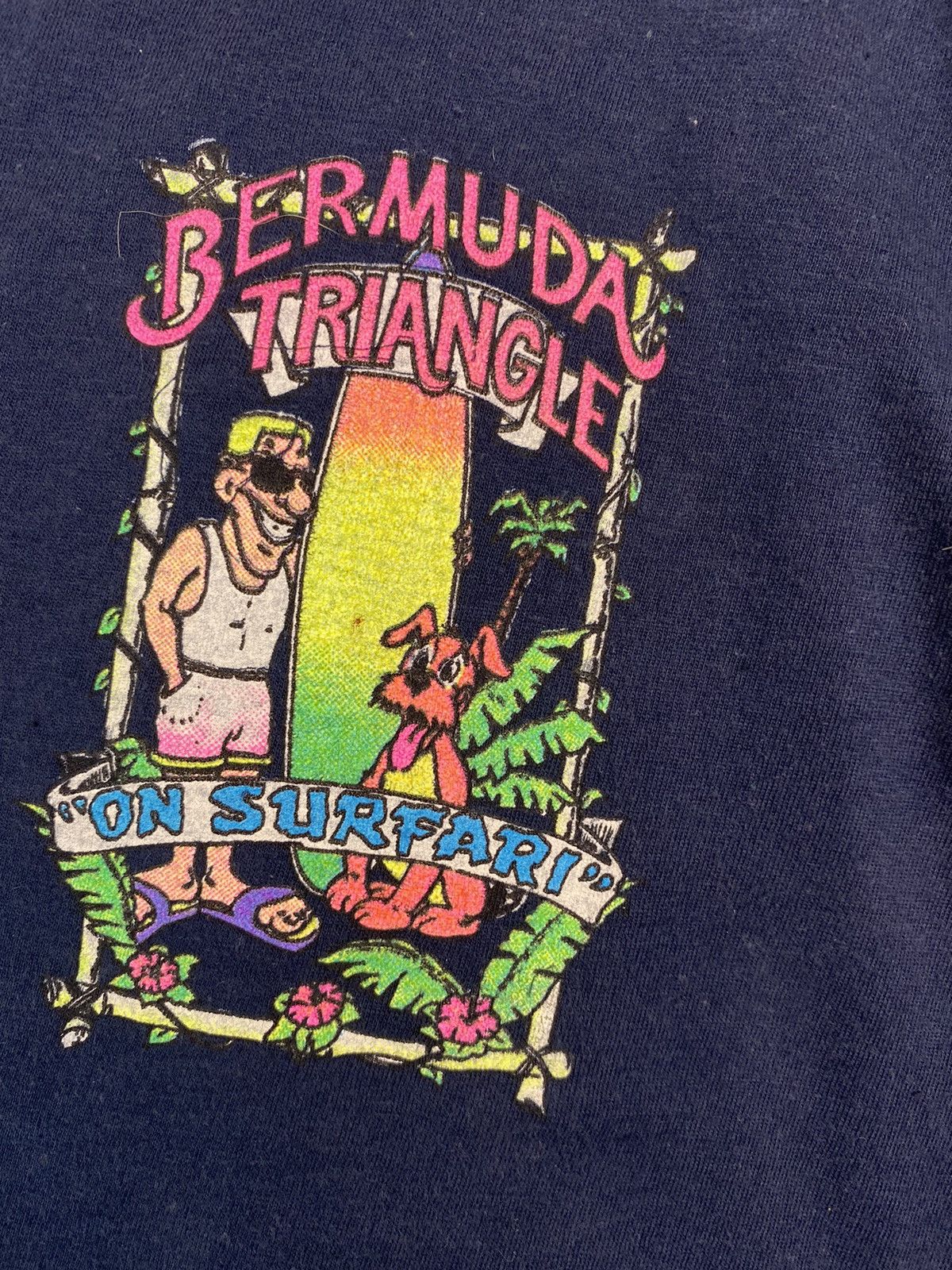 Vintage Vintage Bermuda Triangle 80s Hawaiian Crazy Tee T Shirt Size US XL / EU 56 / 4 - 15 Thumbnail