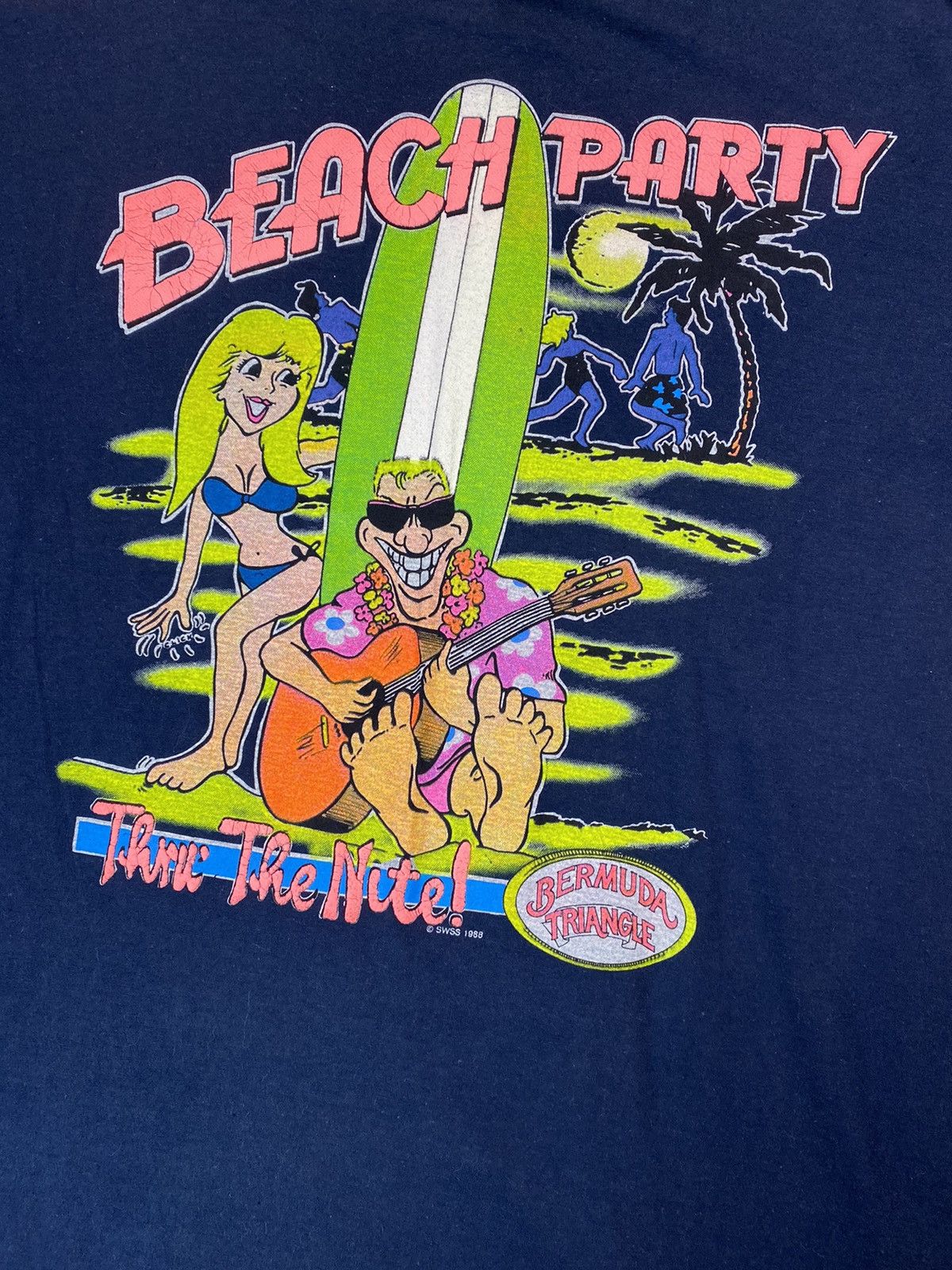 Vintage Vintage Bermuda Triangle 80s Hawaiian Crazy Tee T Shirt Size US XL / EU 56 / 4 - 4 Thumbnail