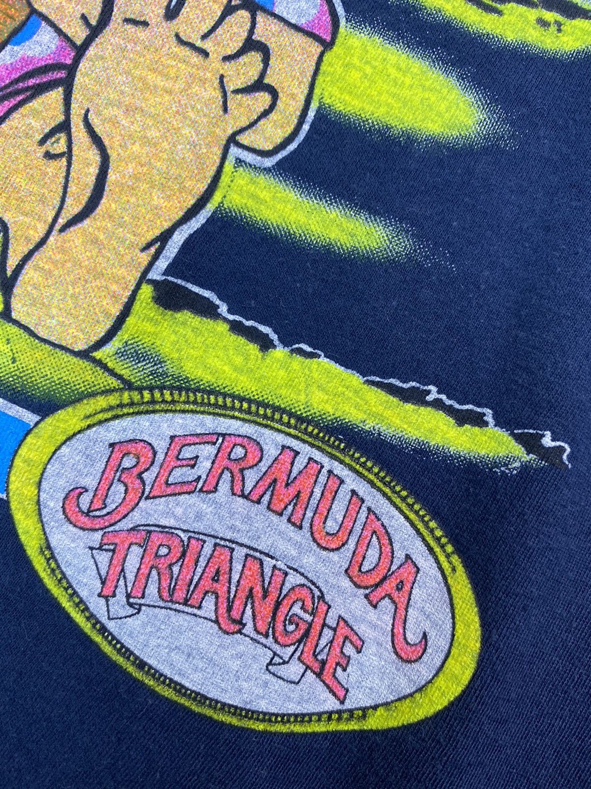 Vintage Vintage Bermuda Triangle 80s Hawaiian Crazy Tee T Shirt Size US XL / EU 56 / 4 - 6 Thumbnail